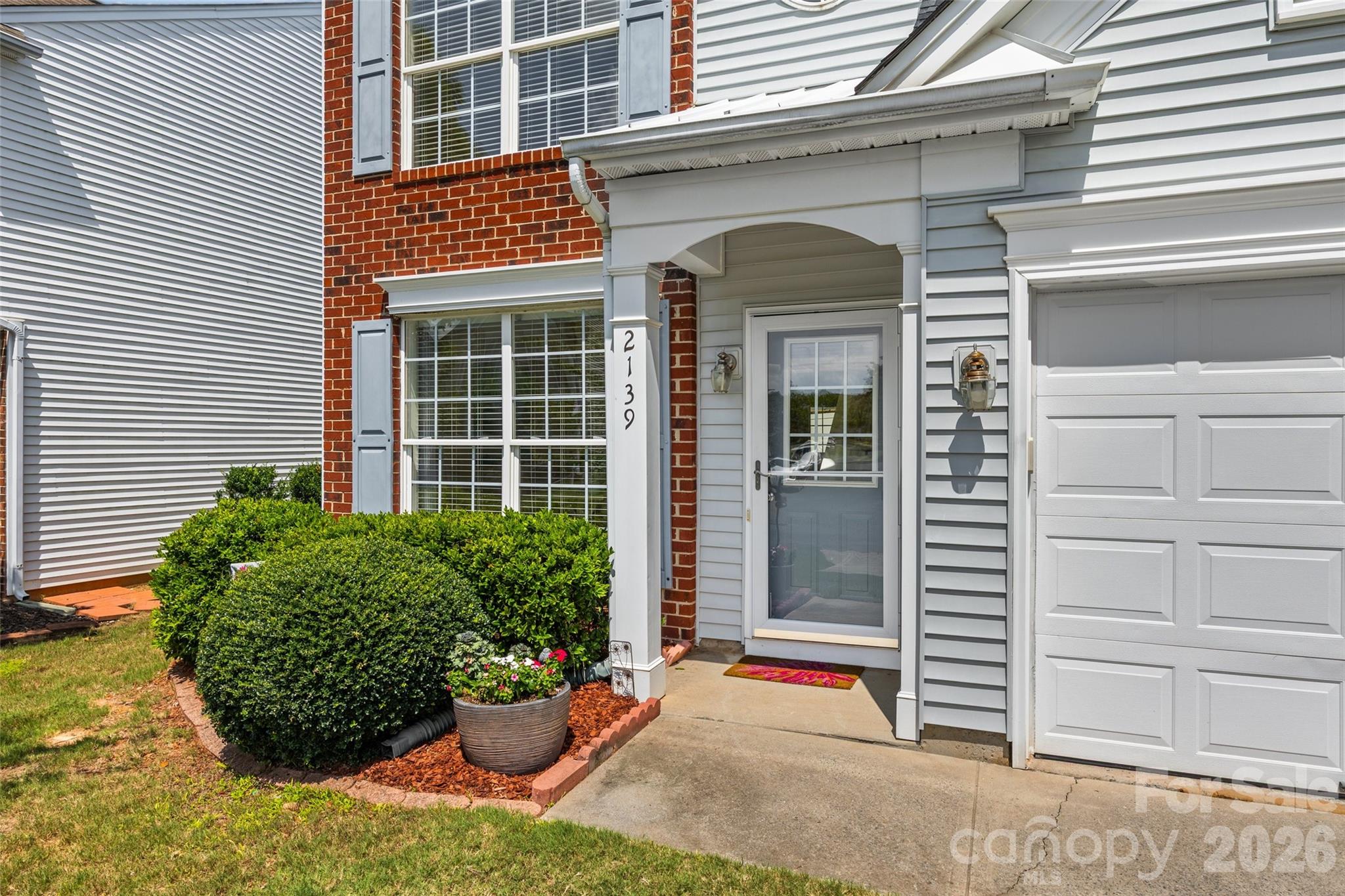 2139 Kaybird Lane Property Photo 2