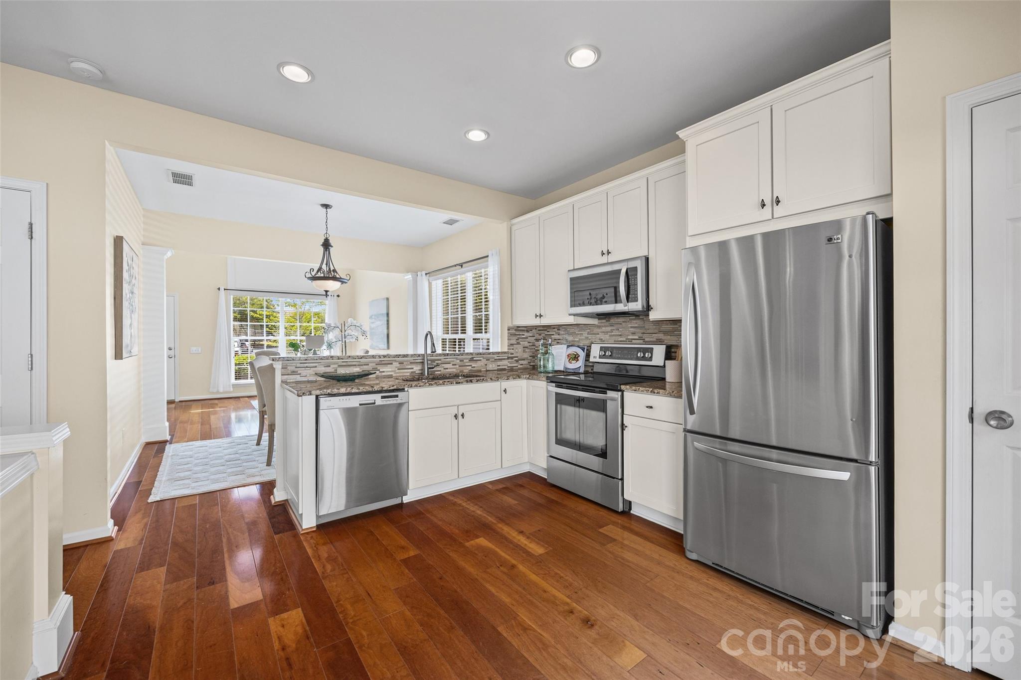 2139 Kaybird Lane Property Photo 10