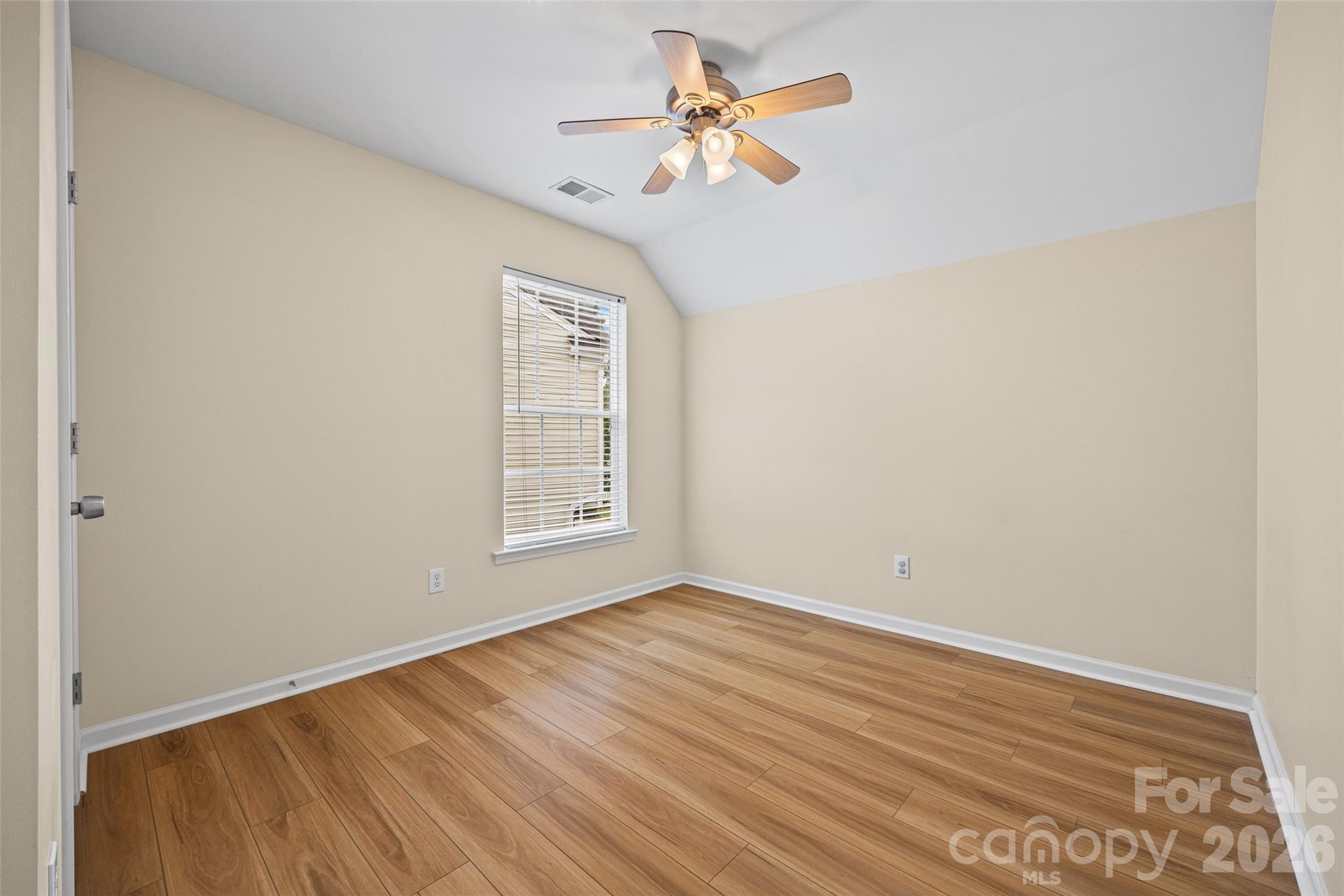 2139 Kaybird Lane Property Photo 23