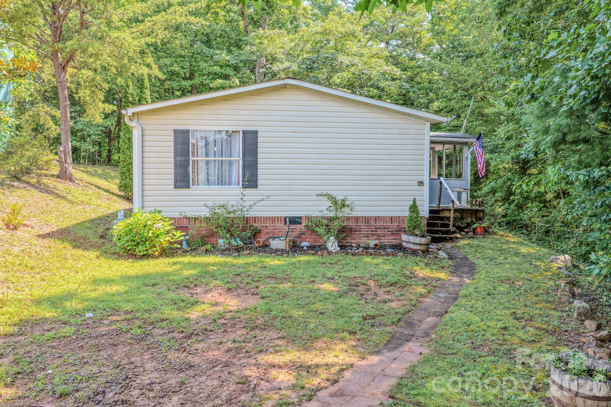 97 Misty Ridge Lane Property Photo 1