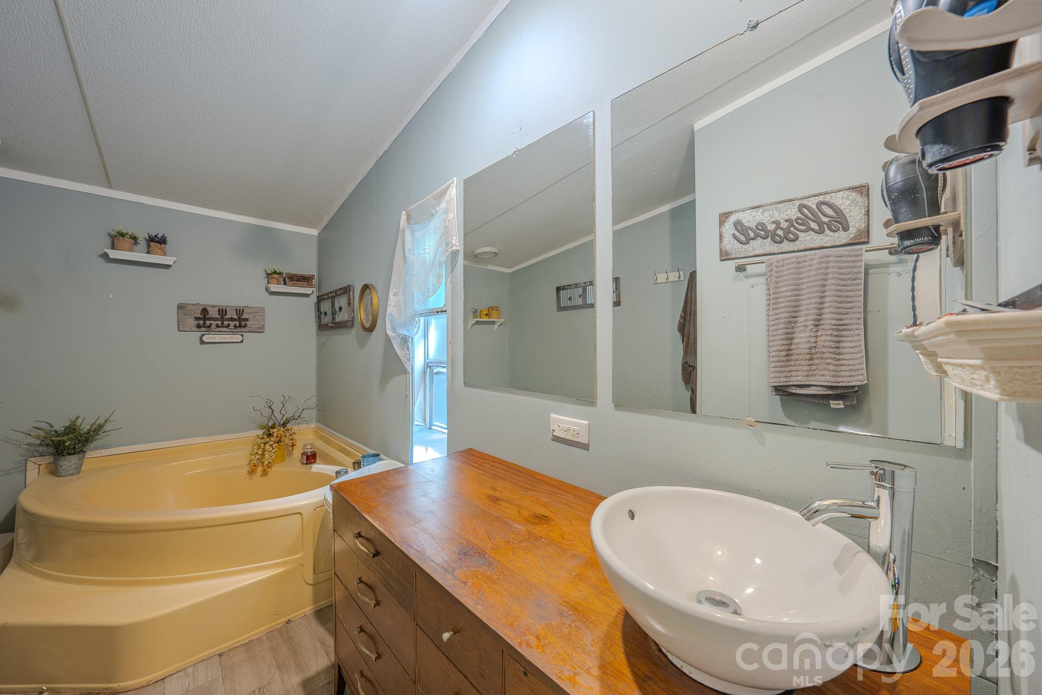 97 Misty Ridge Lane Property Photo 23