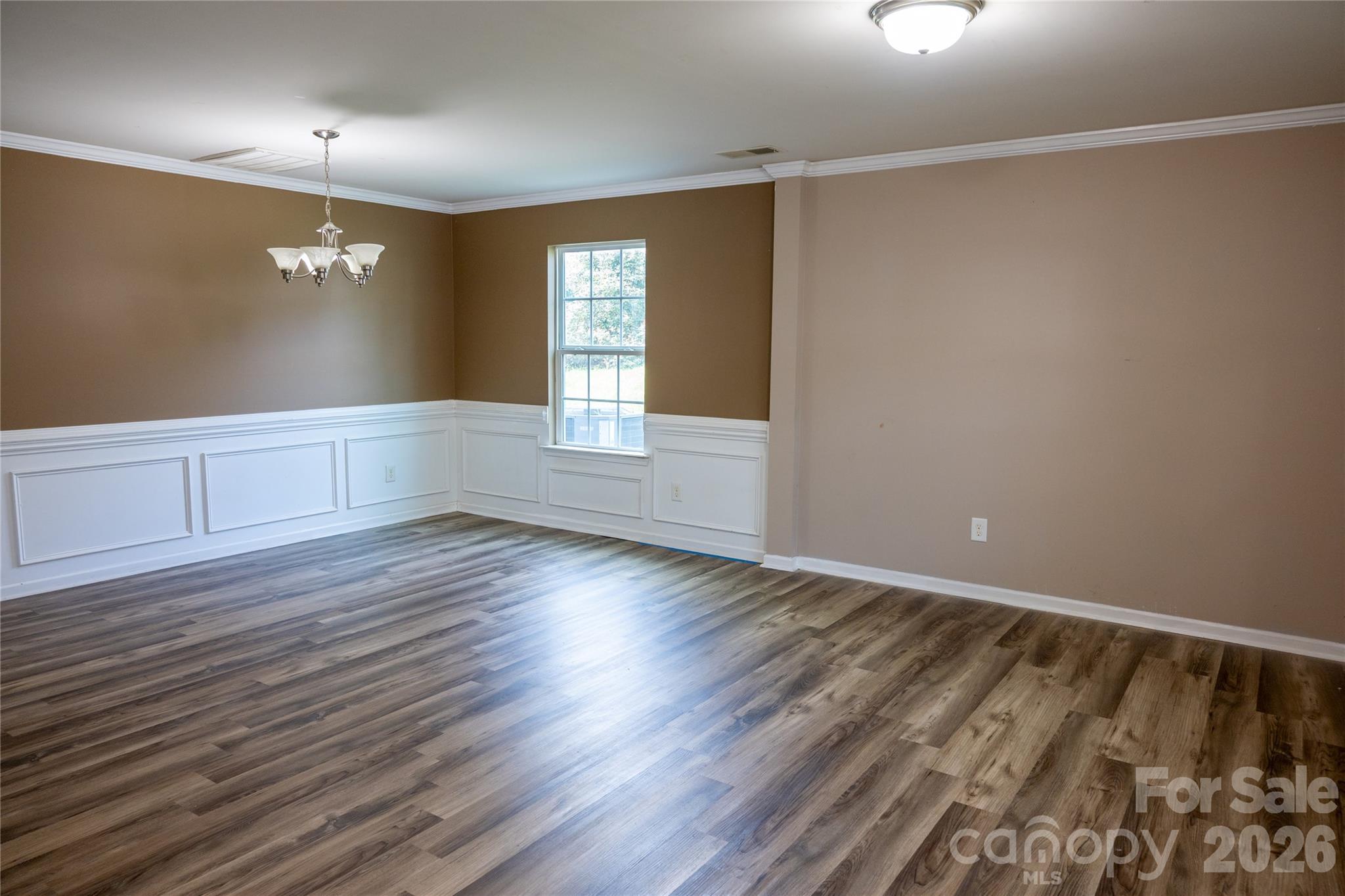 9702 Pond Vista Court Property Photo 6