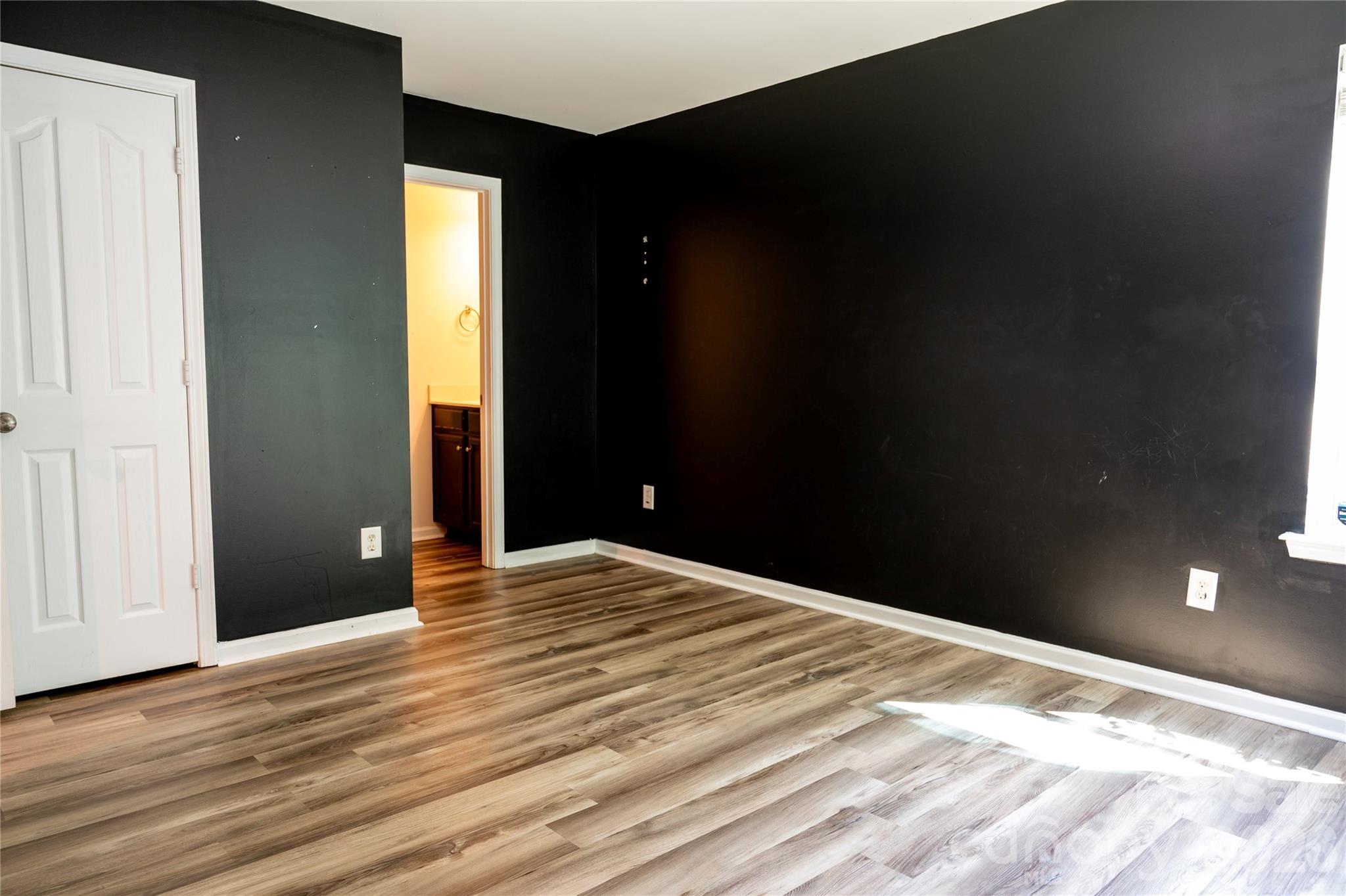 9702 Pond Vista Court Property Photo 19