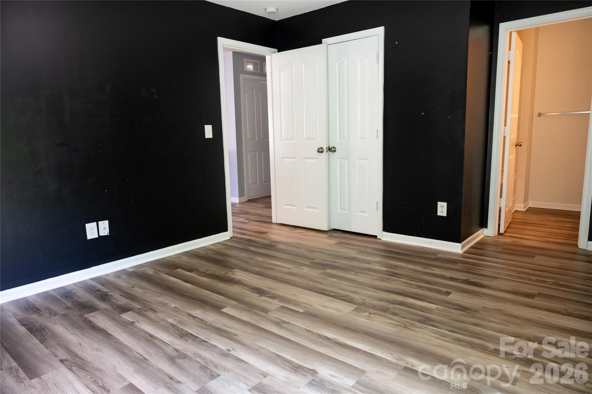 9702 Pond Vista Court Property Photo 21