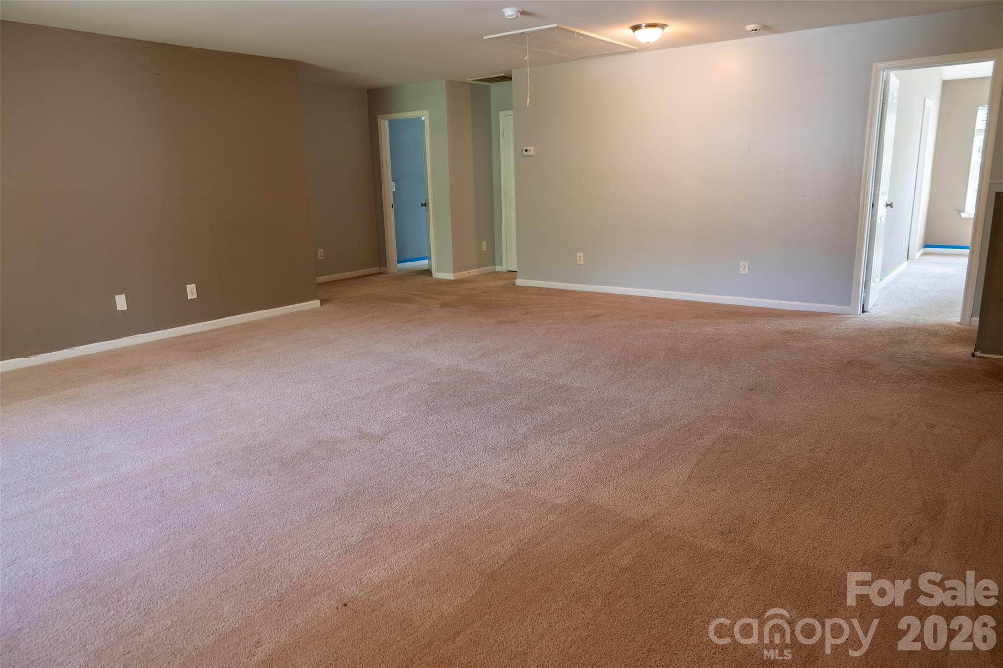 9702 Pond Vista Court Property Photo 28