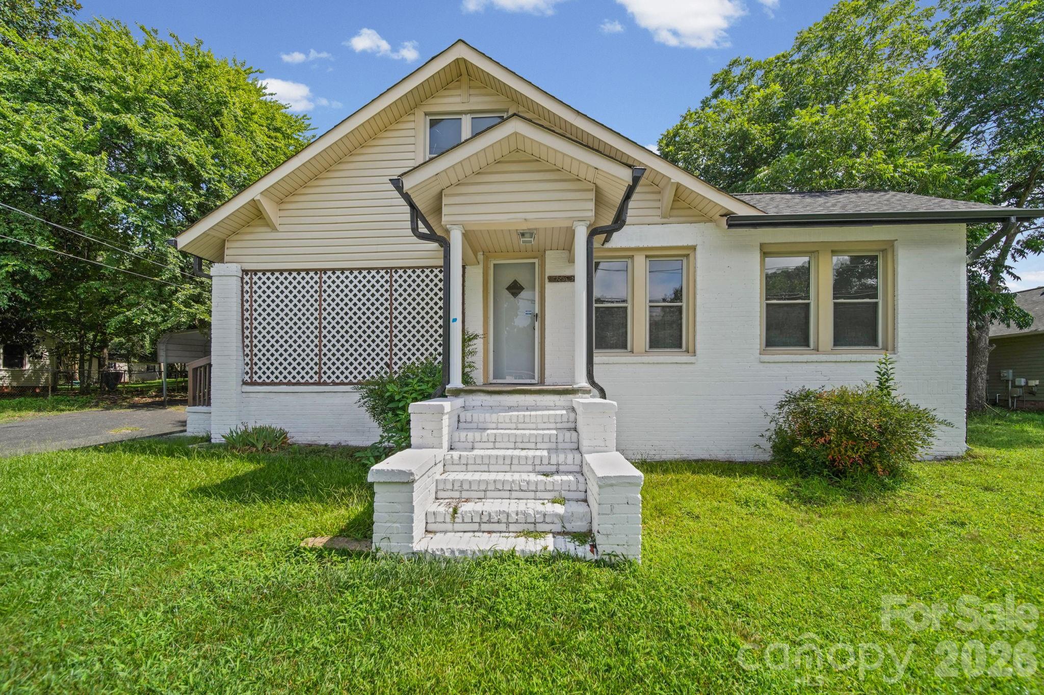 834 Murphy Street Property Photo 1