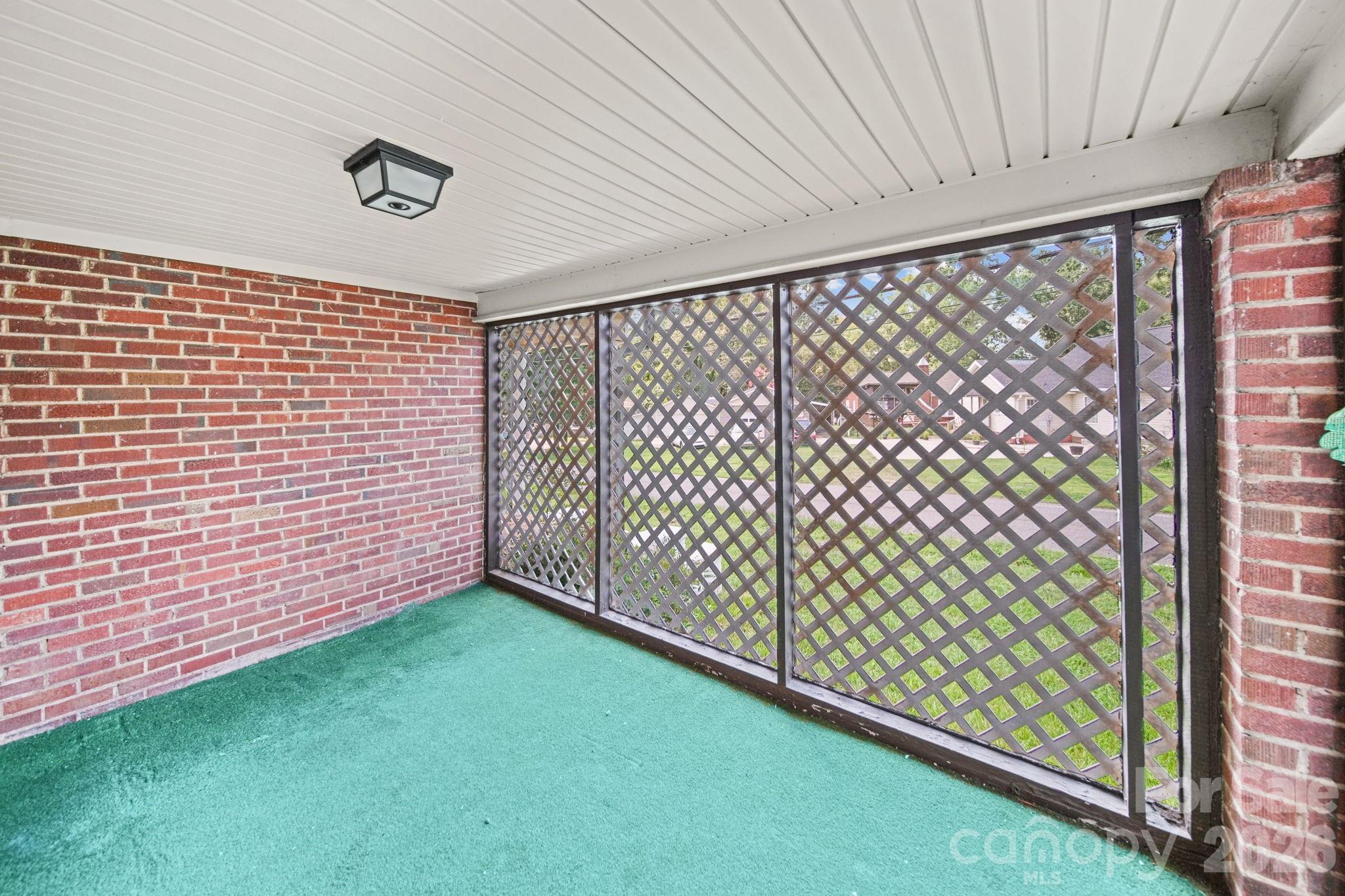 834 Murphy Street Property Photo 3