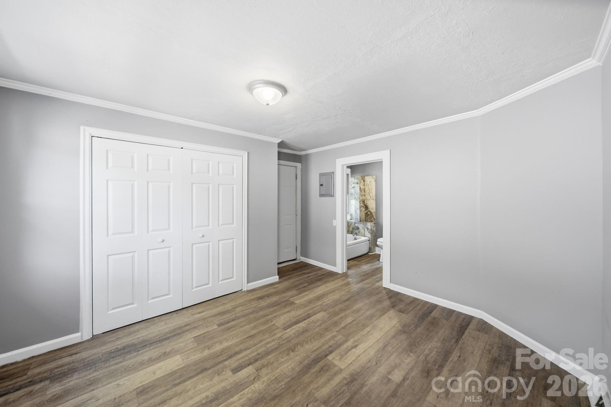 834 Murphy Street Property Photo 5
