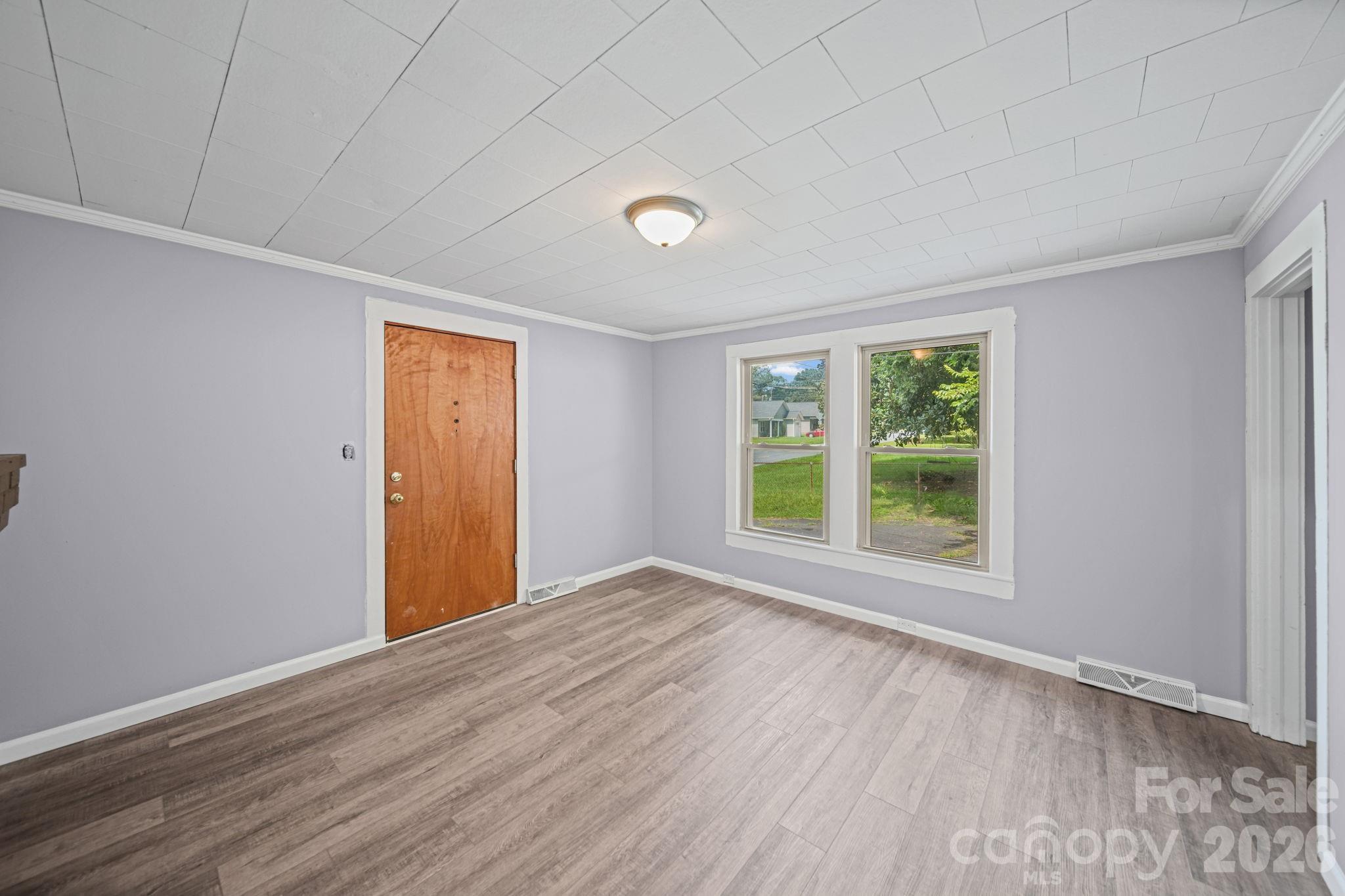 834 Murphy Street Property Photo 6