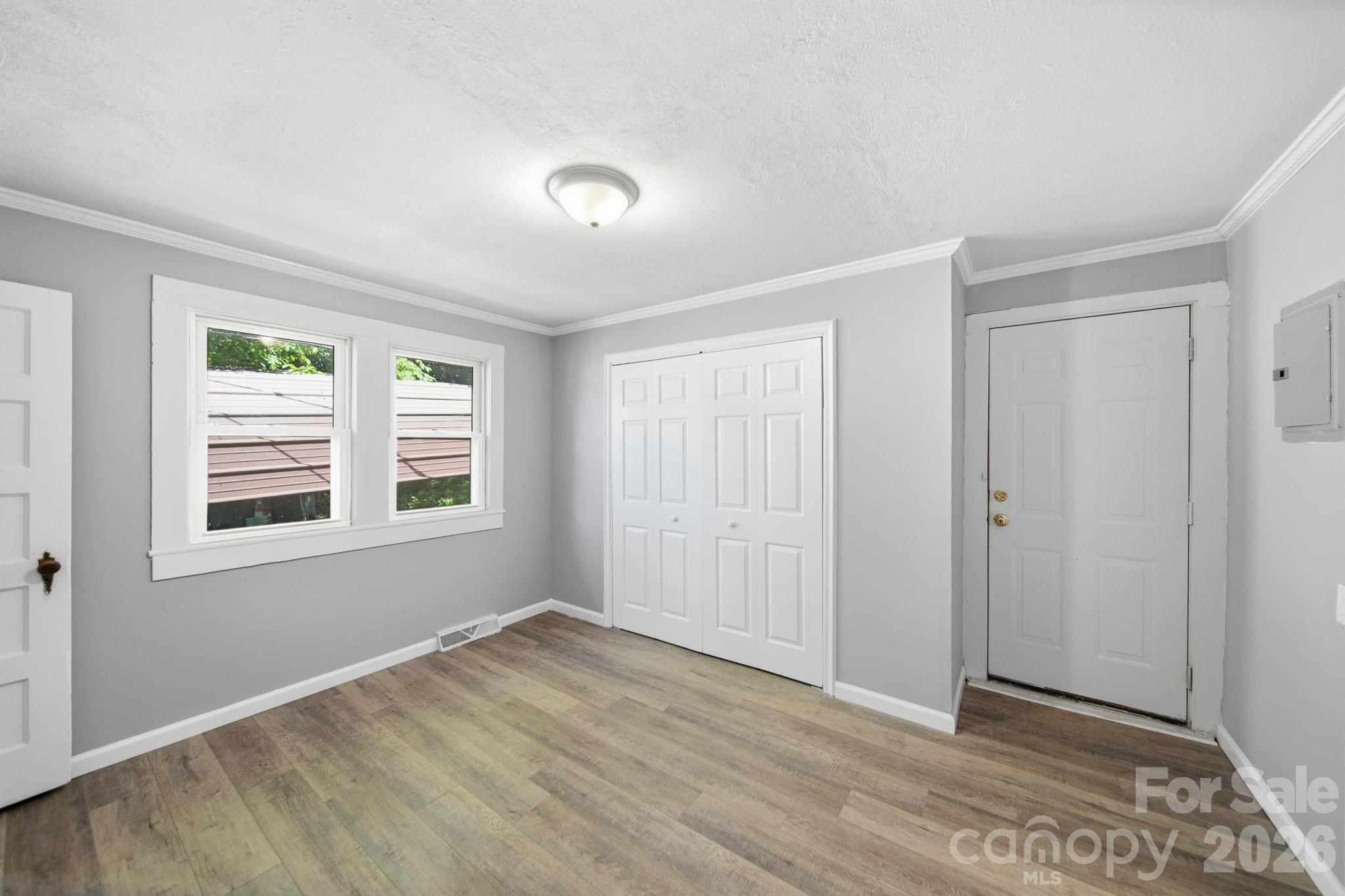 834 Murphy Street Property Photo 8
