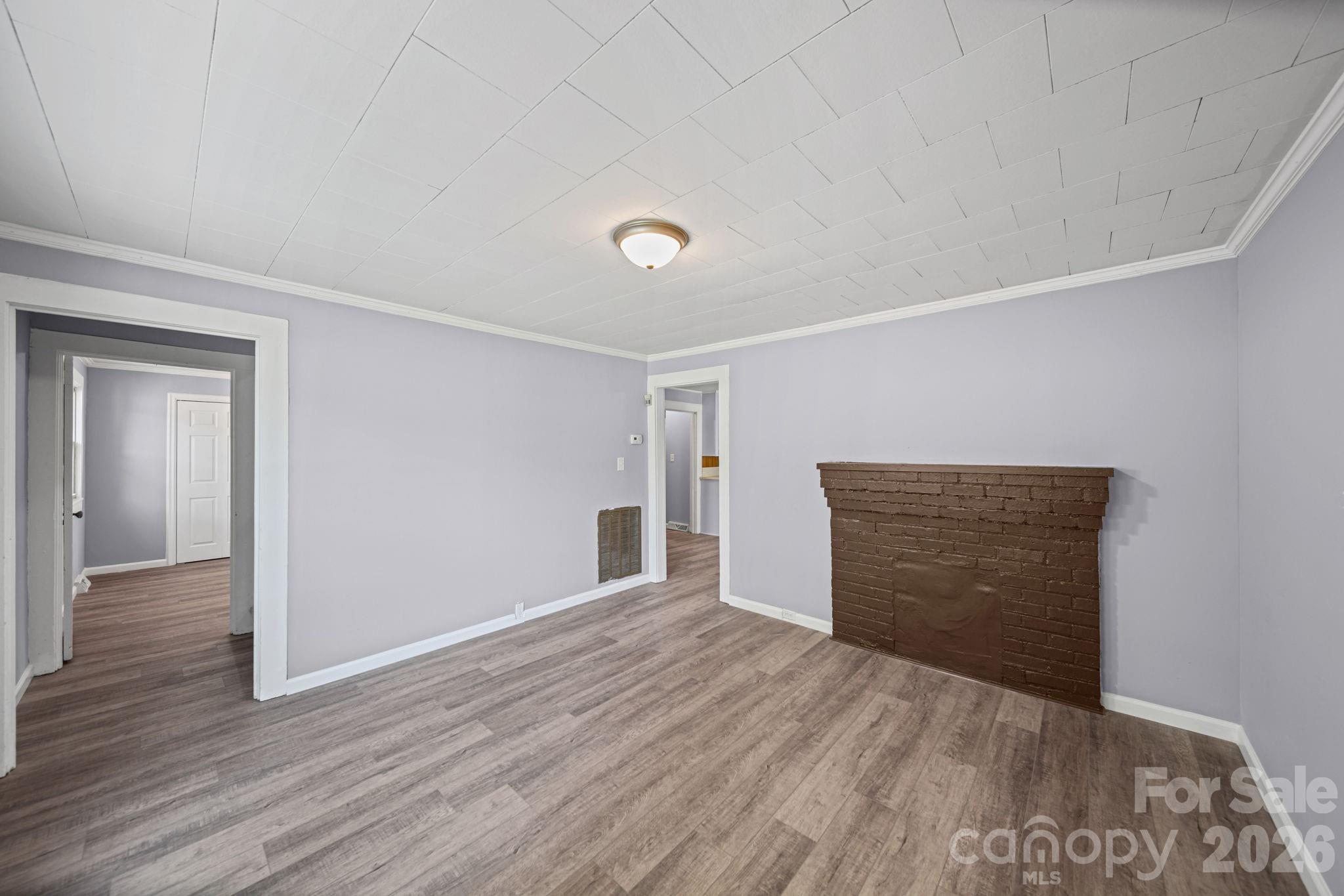 834 Murphy Street Property Photo 9