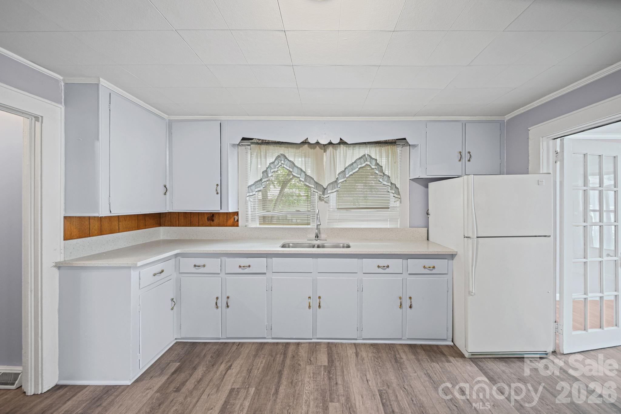 834 Murphy Street Property Photo 11