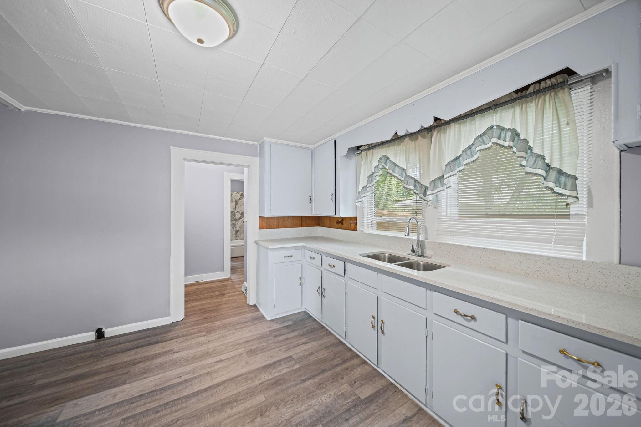 834 Murphy Street Property Photo 12