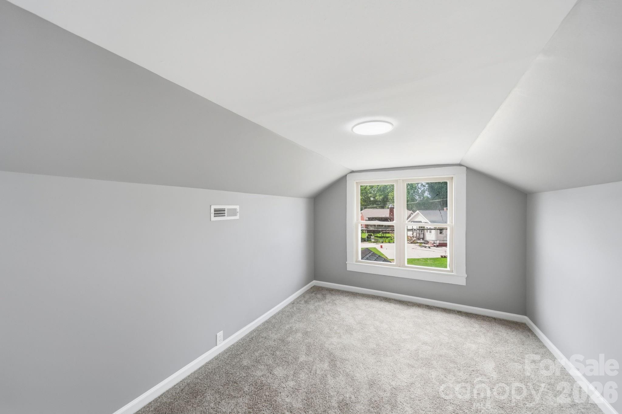 834 Murphy Street Property Photo 17
