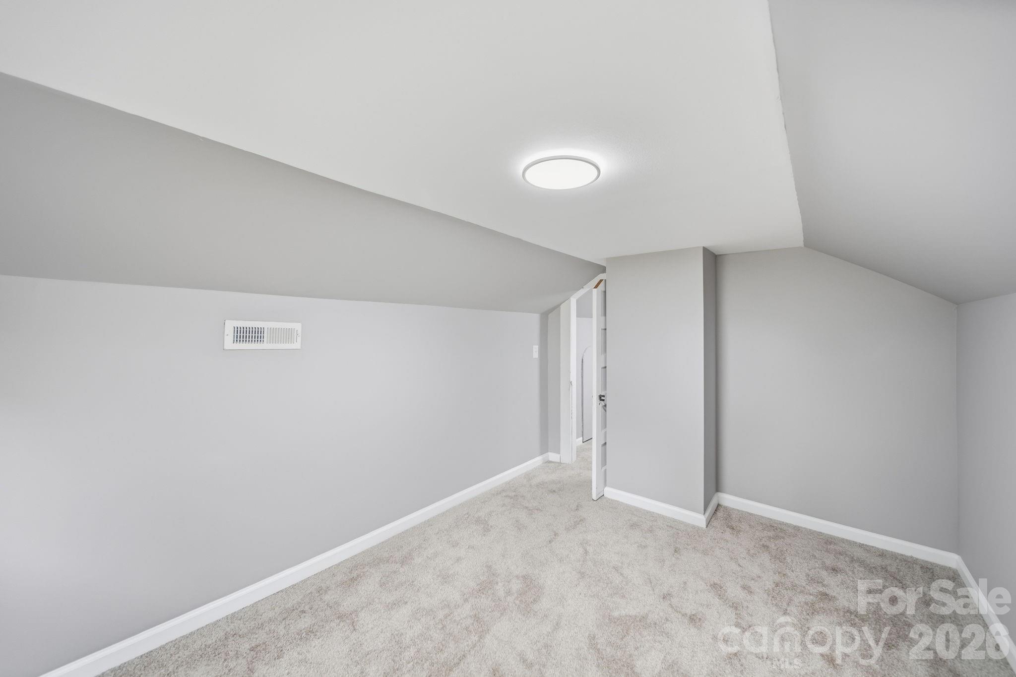 834 Murphy Street Property Photo 29