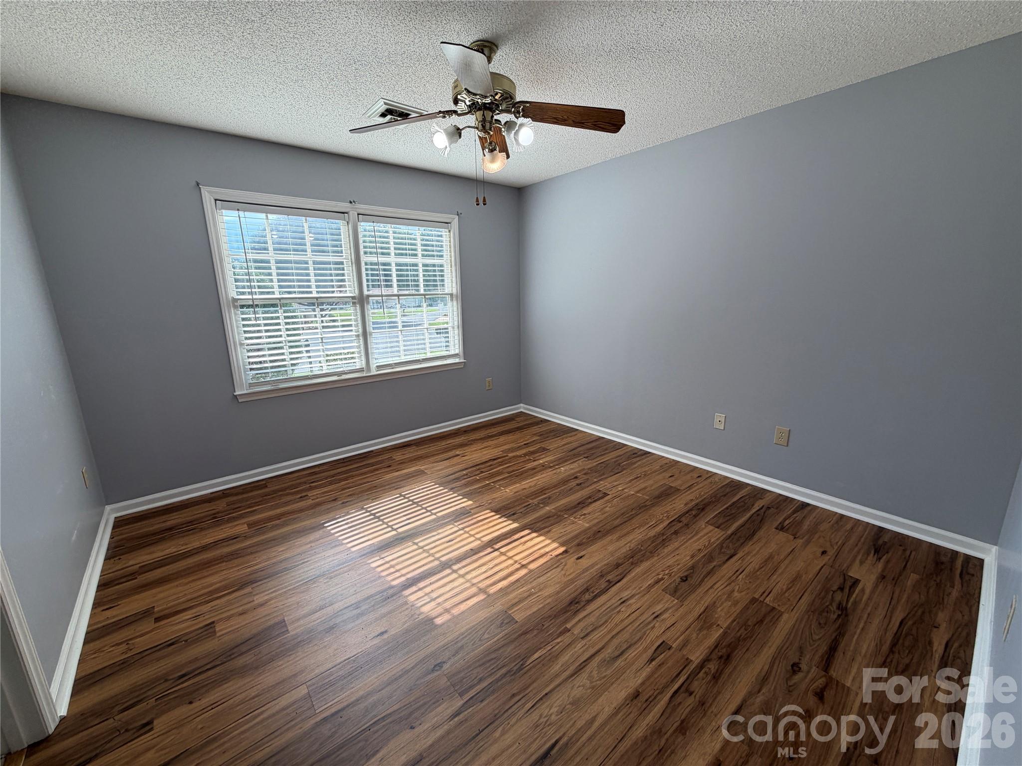 127 Holly Court Property Photo 20