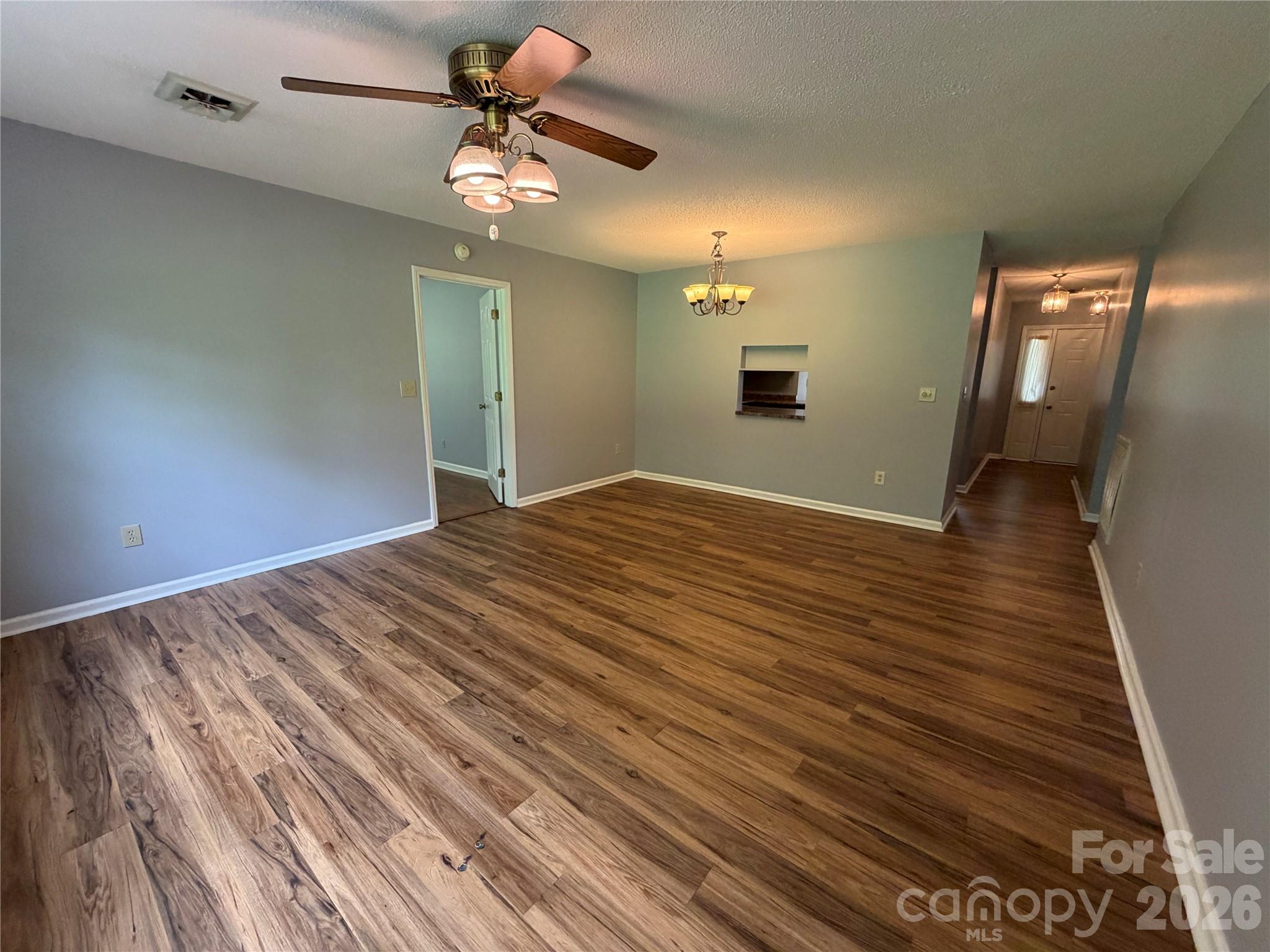 127 Holly Court Property Photo 34