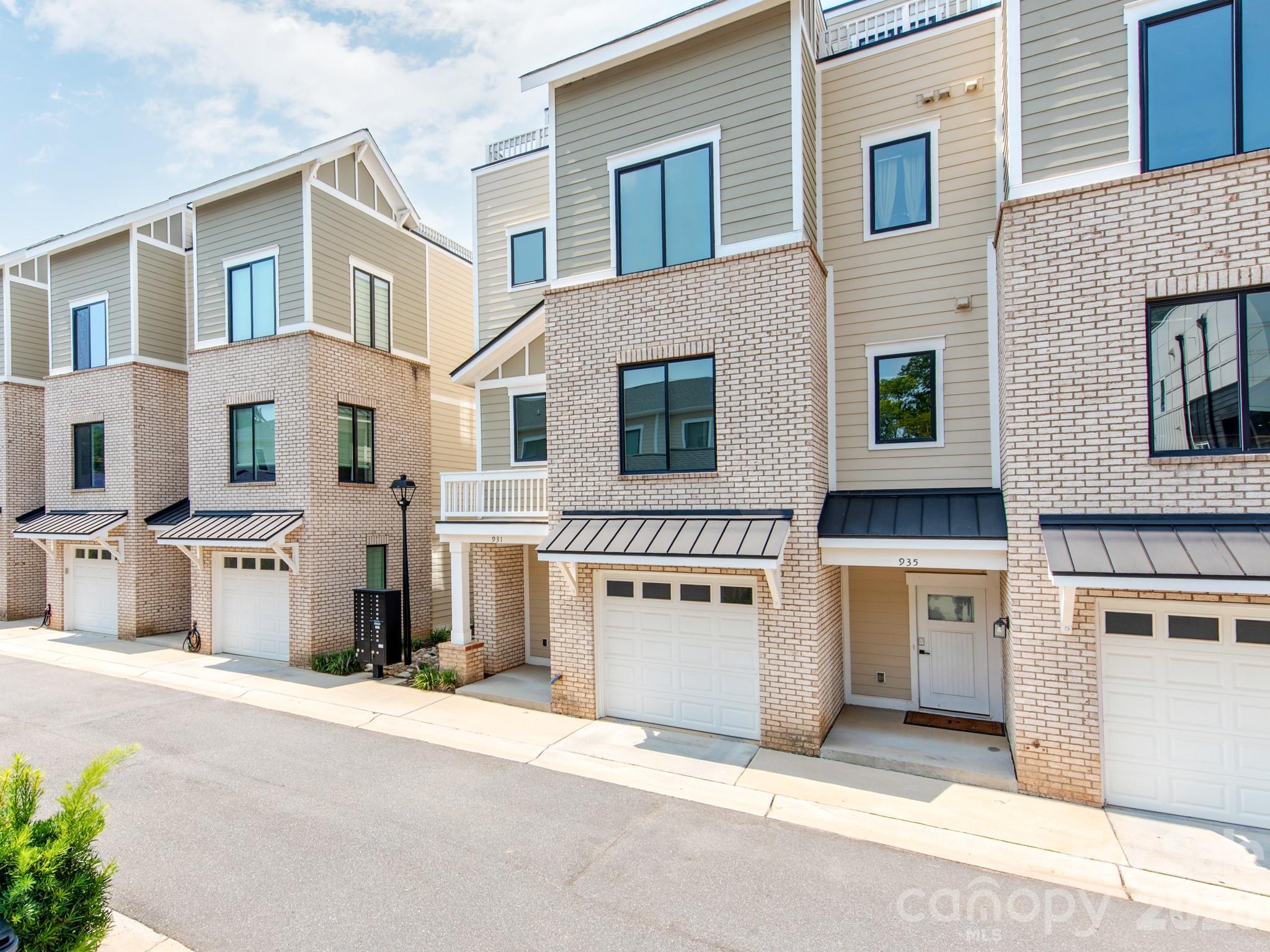 931 Cityscape Drive Property Photo 3