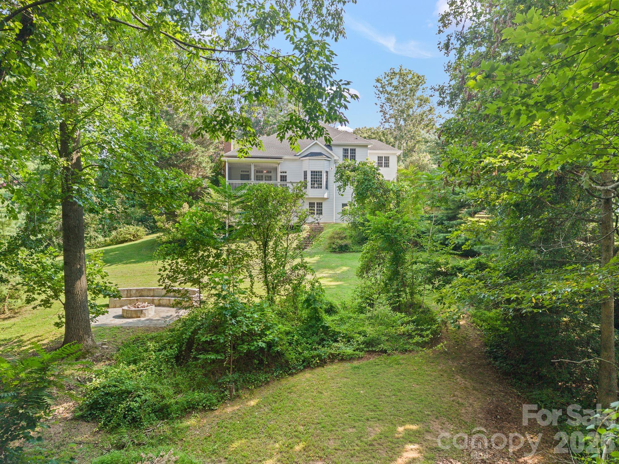210 Clear Vista Circle Property Photo 1