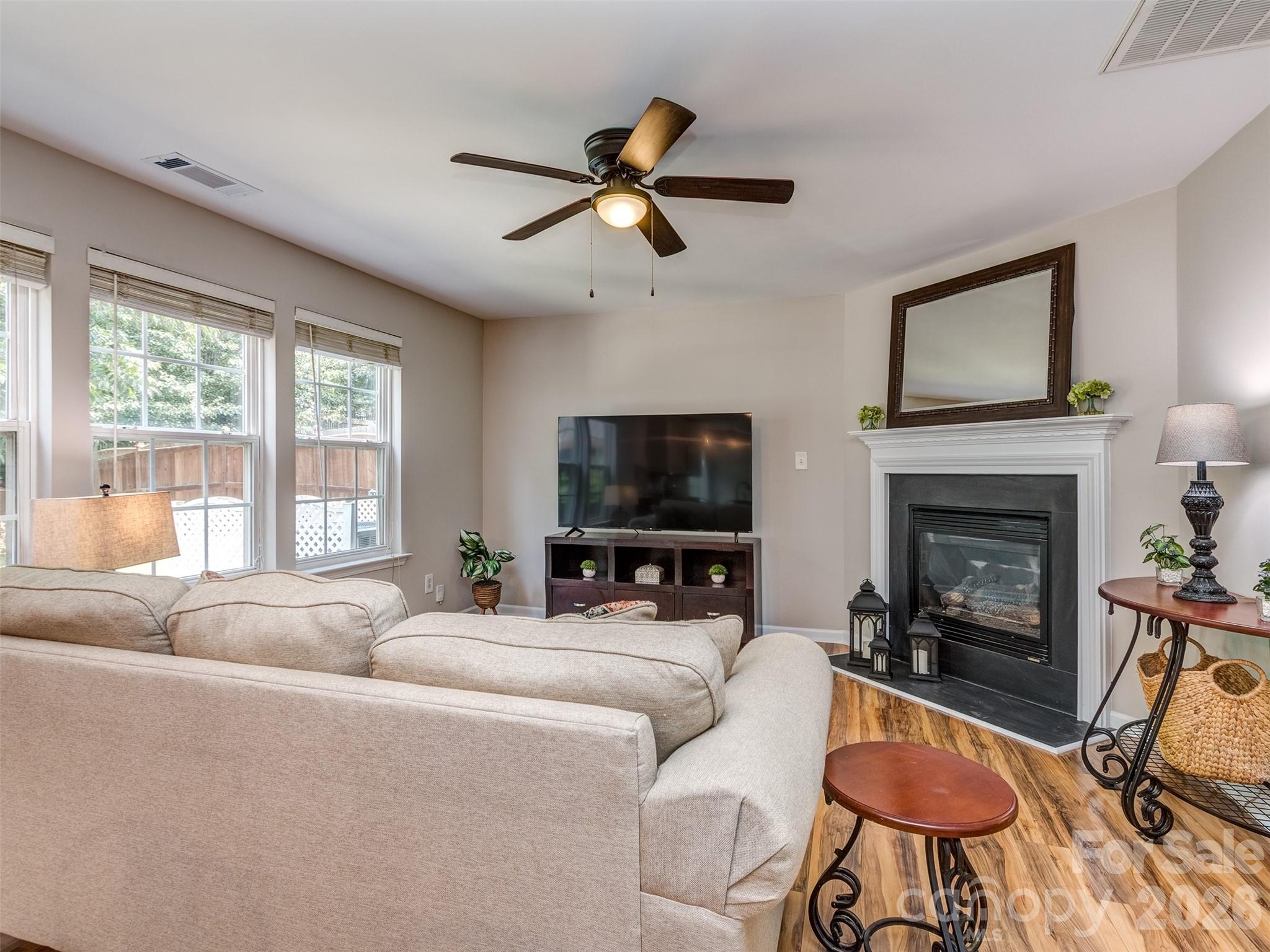 10326 Haddington Drive Property Photo 4