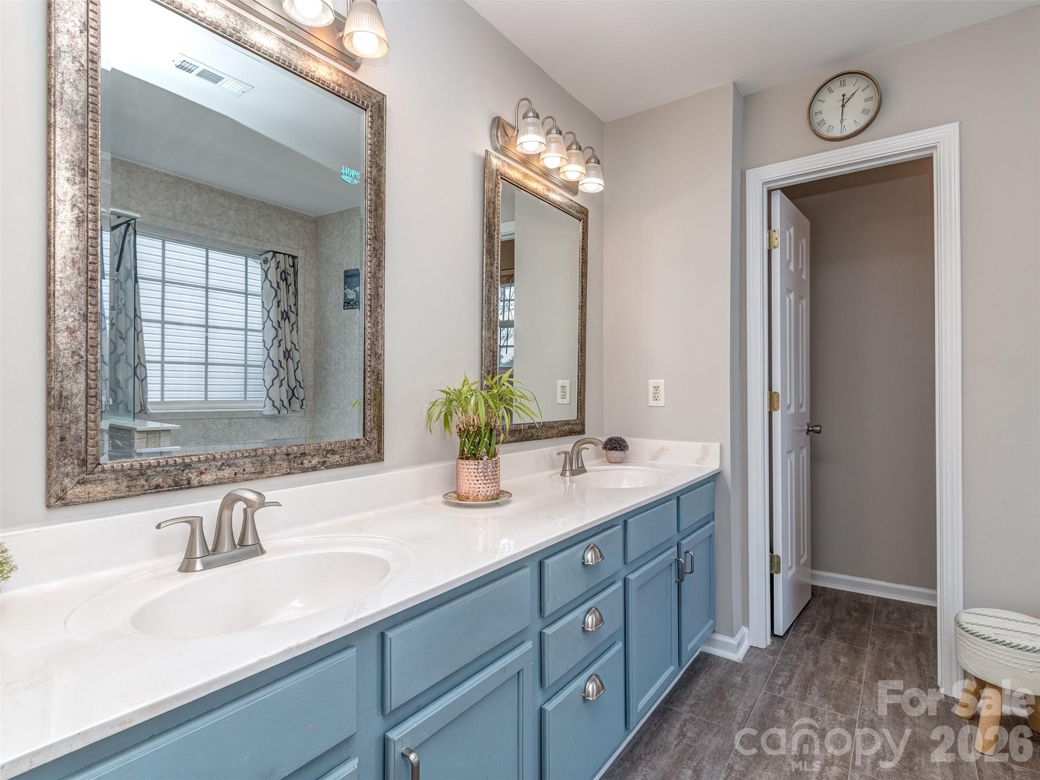 10326 Haddington Drive Property Photo 19