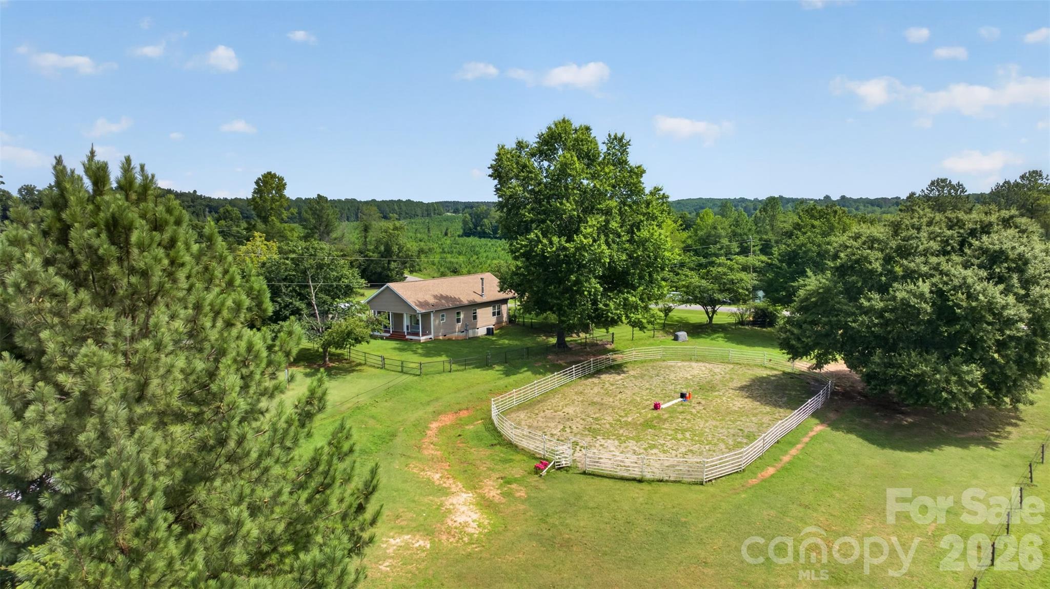 1568 John Smith Road Property Photo 4