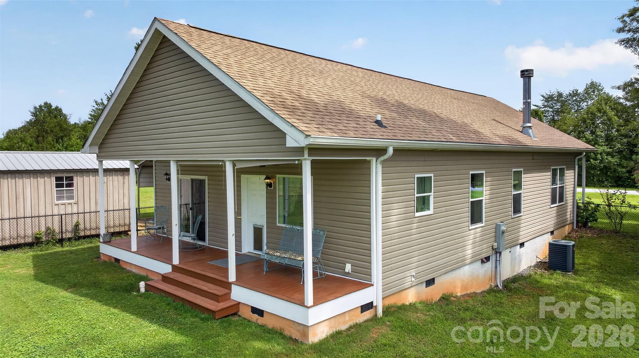 1568 John Smith Road Property Photo 24