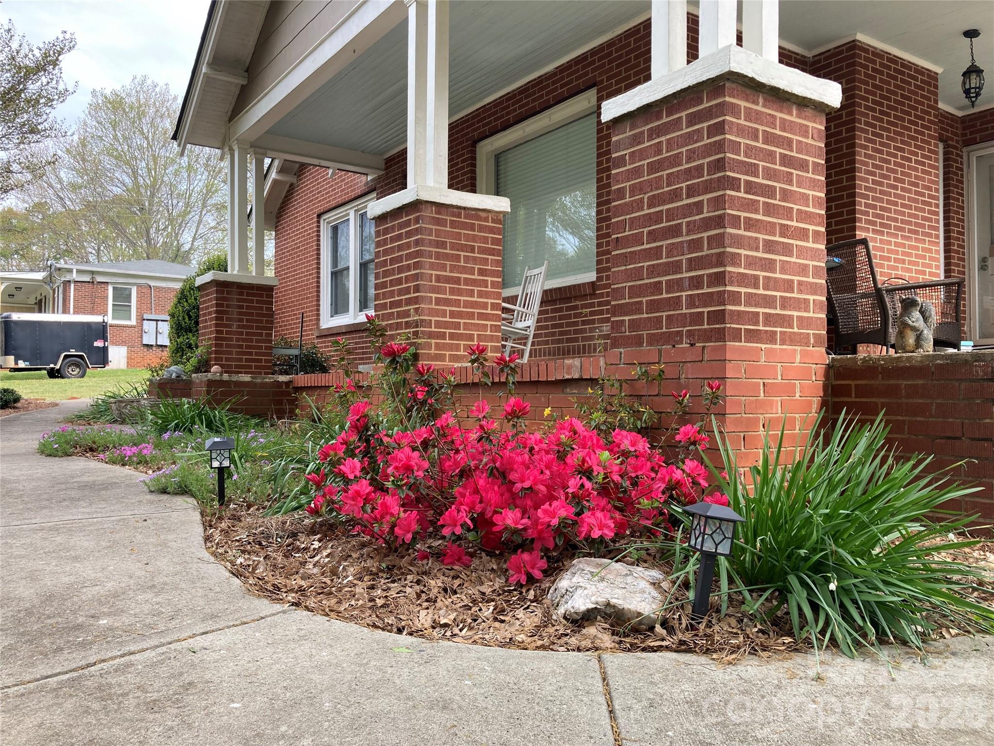 213 Auten Circle Property Photo 3