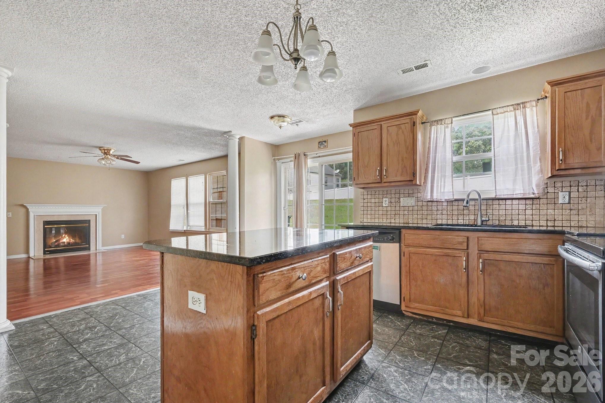 9813 Baxter Caldwell Drive Property Photo 12