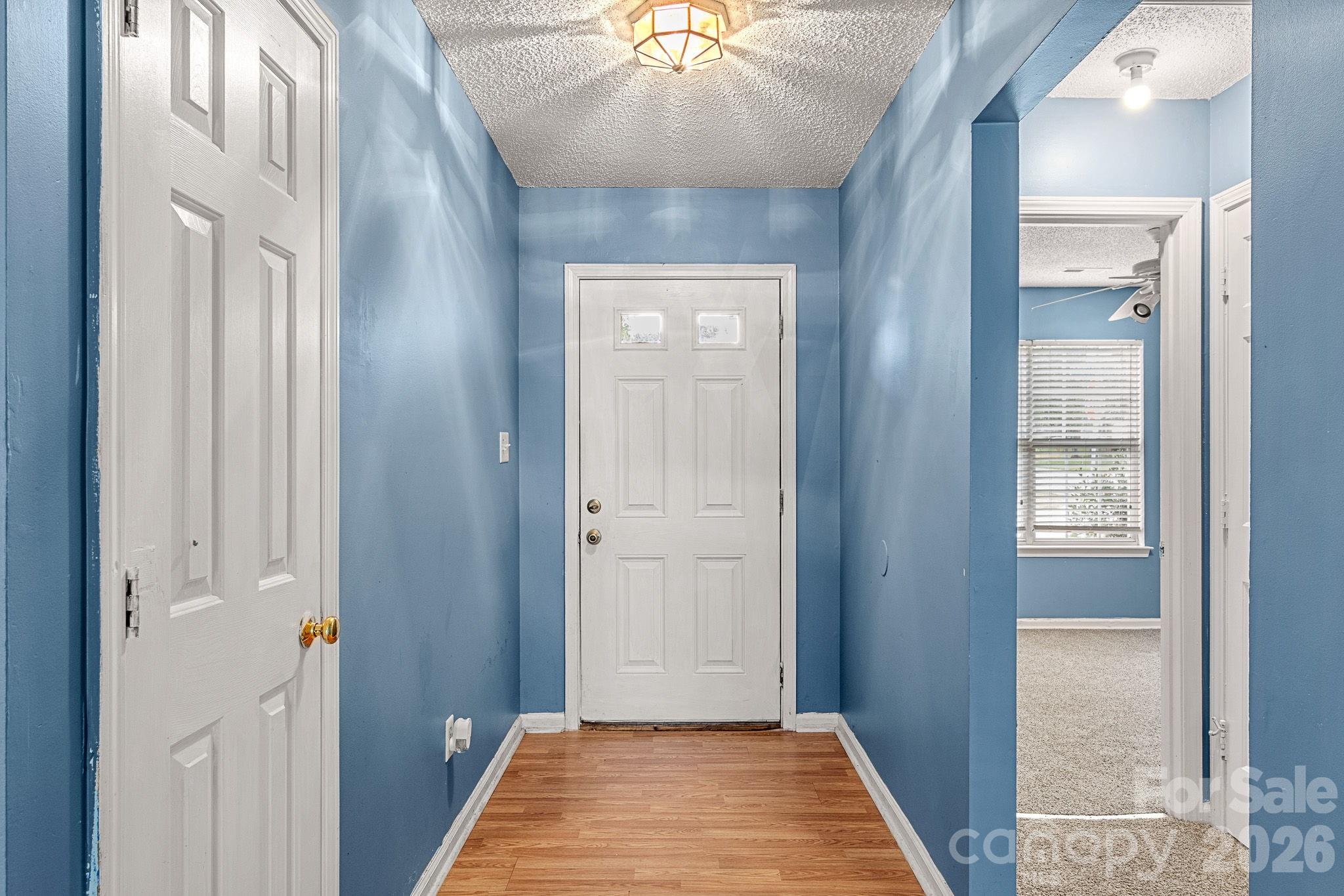 182 Kristens Court Drive Property Photo 3