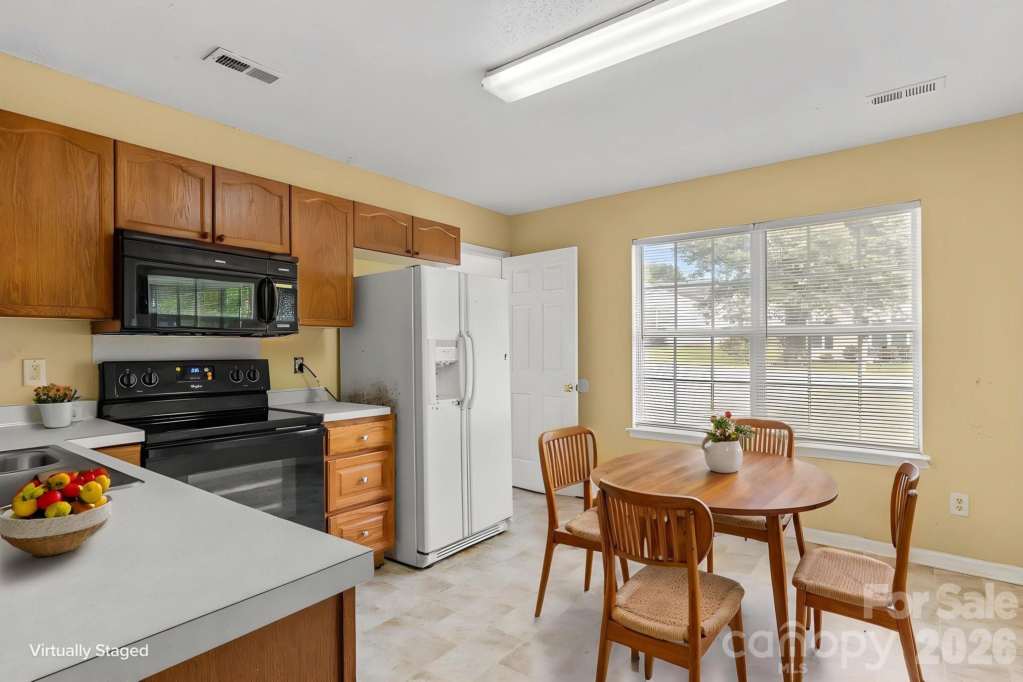 182 Kristens Court Drive Property Photo 13