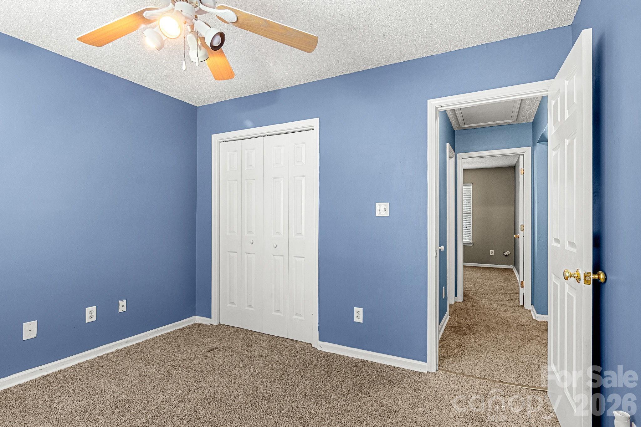 182 Kristens Court Drive Property Photo 16