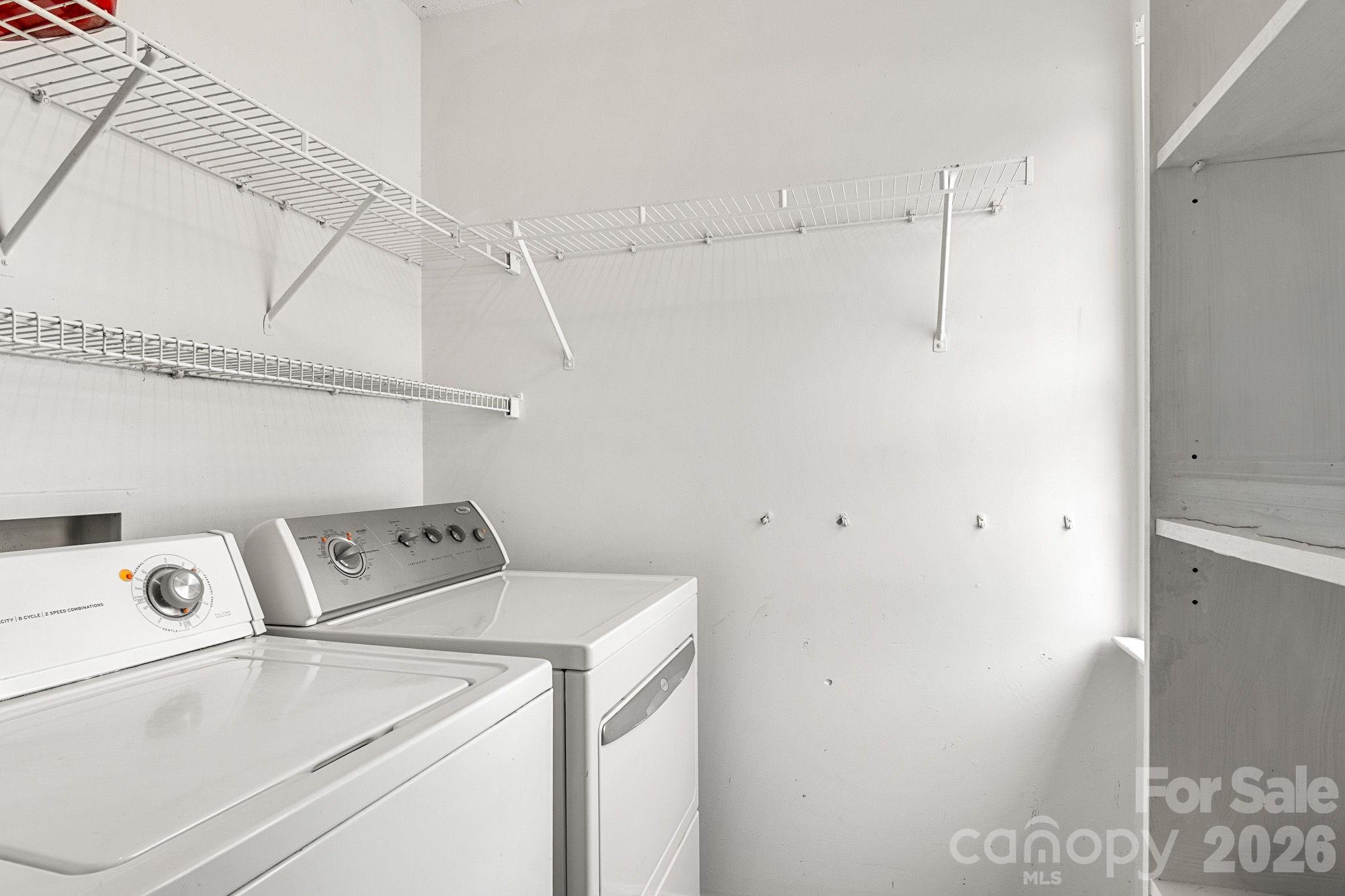 182 Kristens Court Drive Property Photo 29