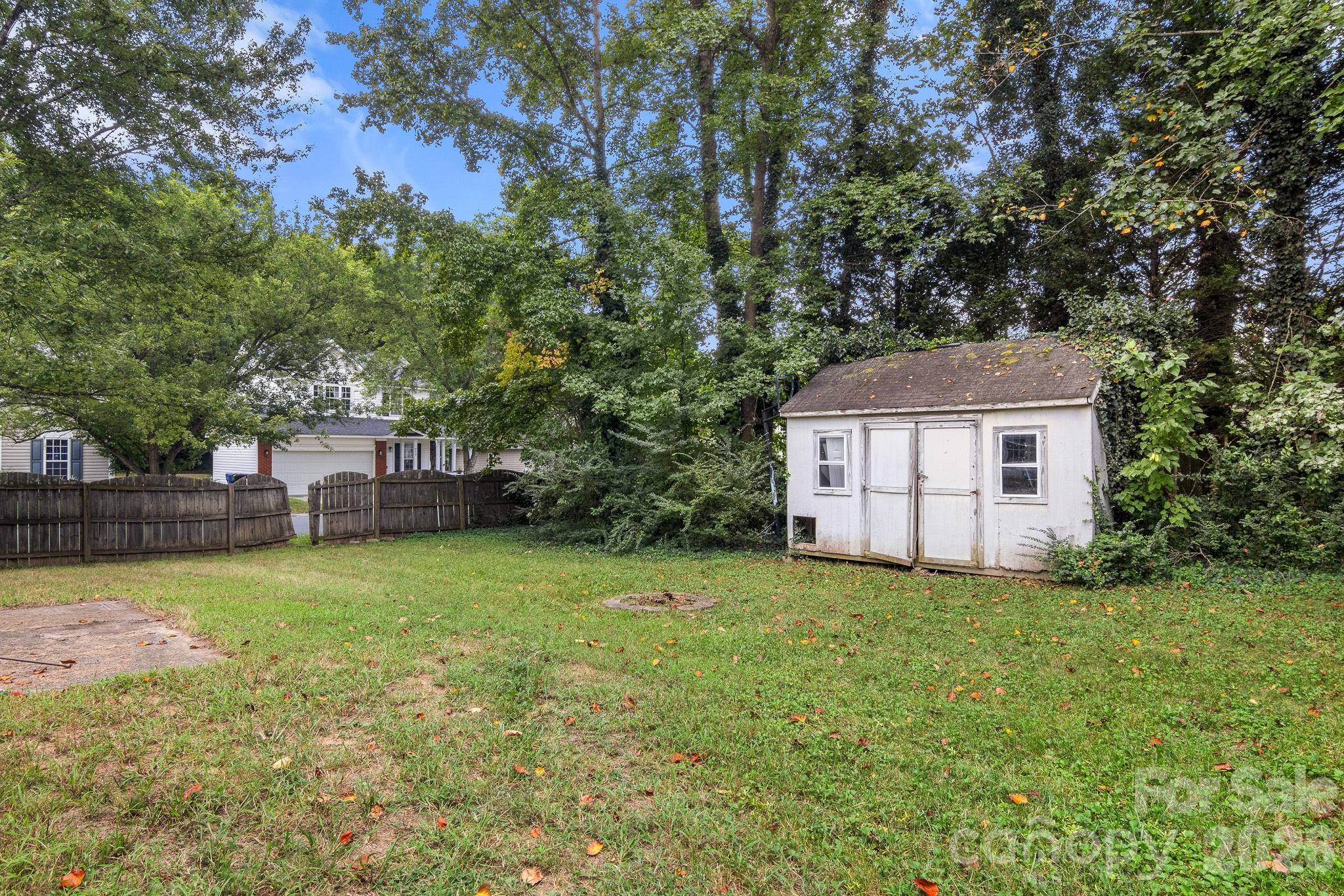 182 Kristens Court Drive Property Photo 34