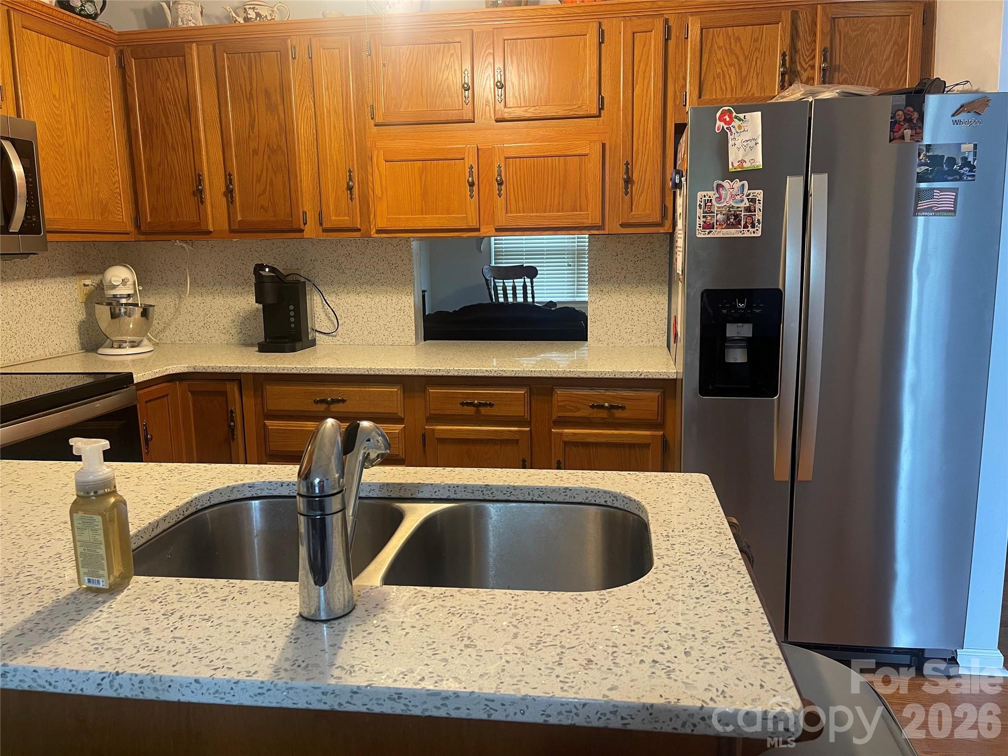 111 Holly Court Property Photo 8