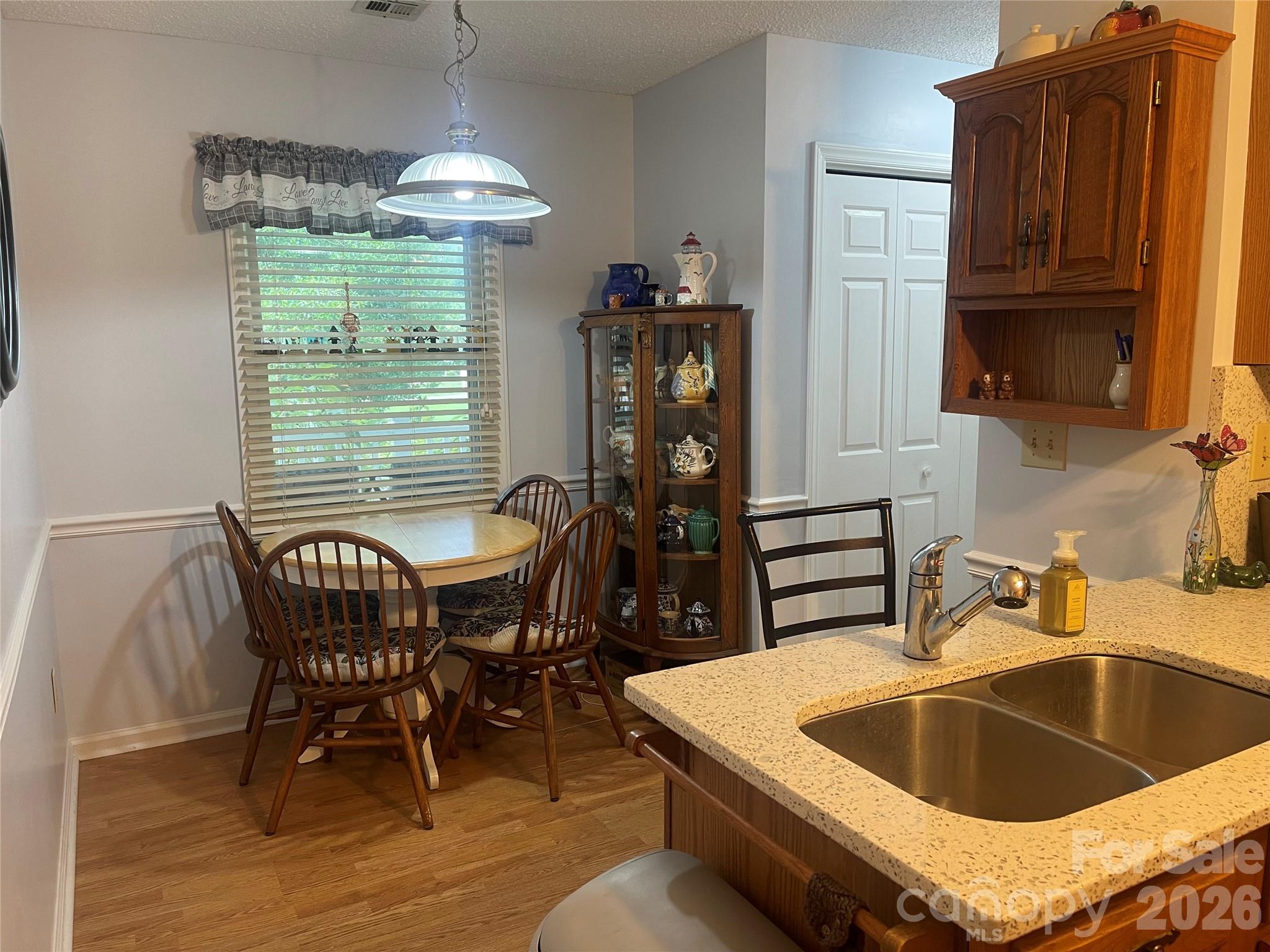111 Holly Court Property Photo 10