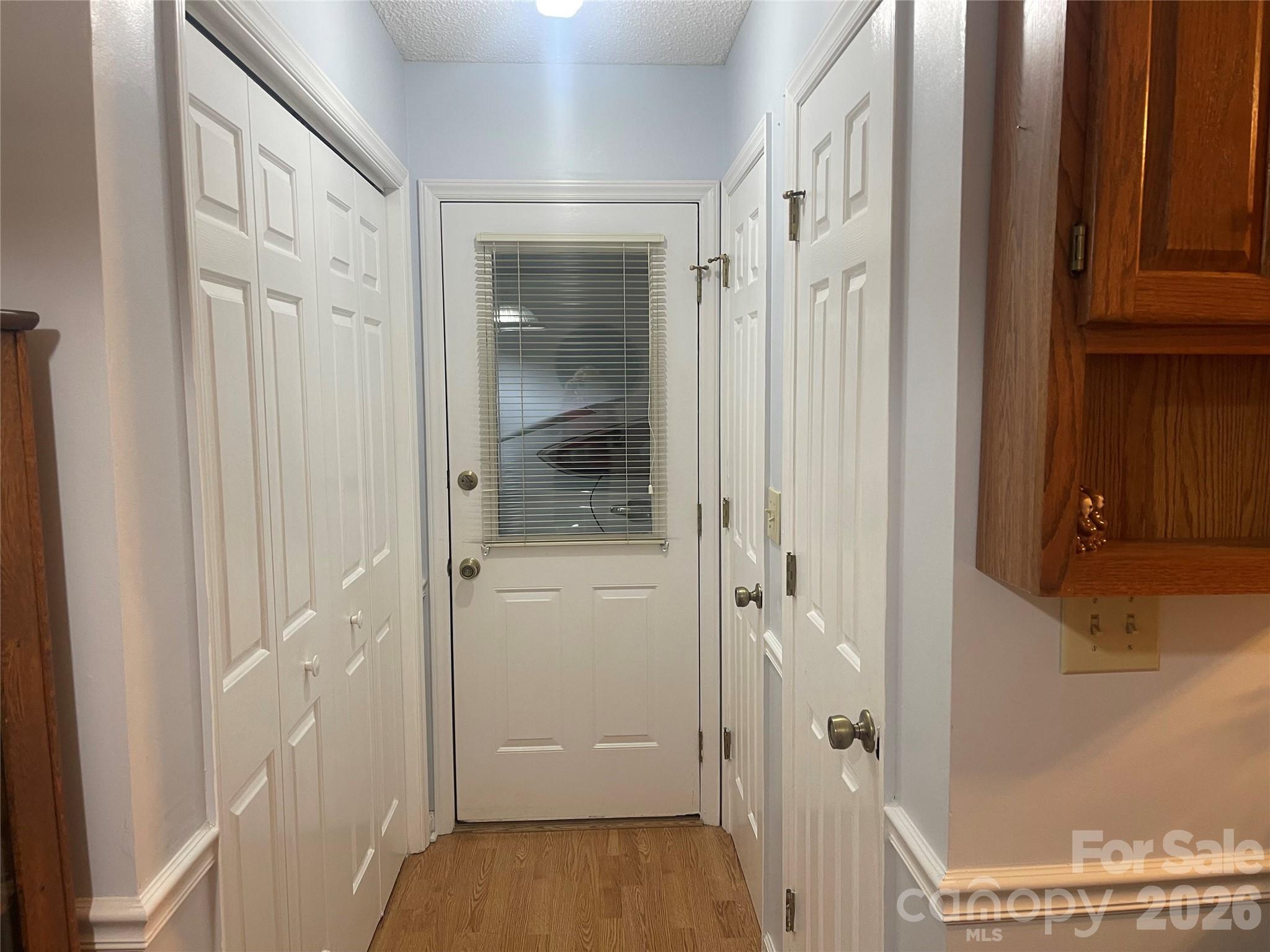 111 Holly Court Property Photo 11