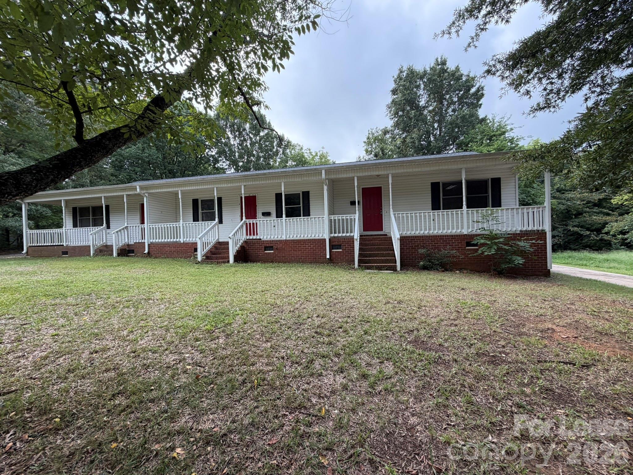 640 Pee Dee Avenue Property Photo 1