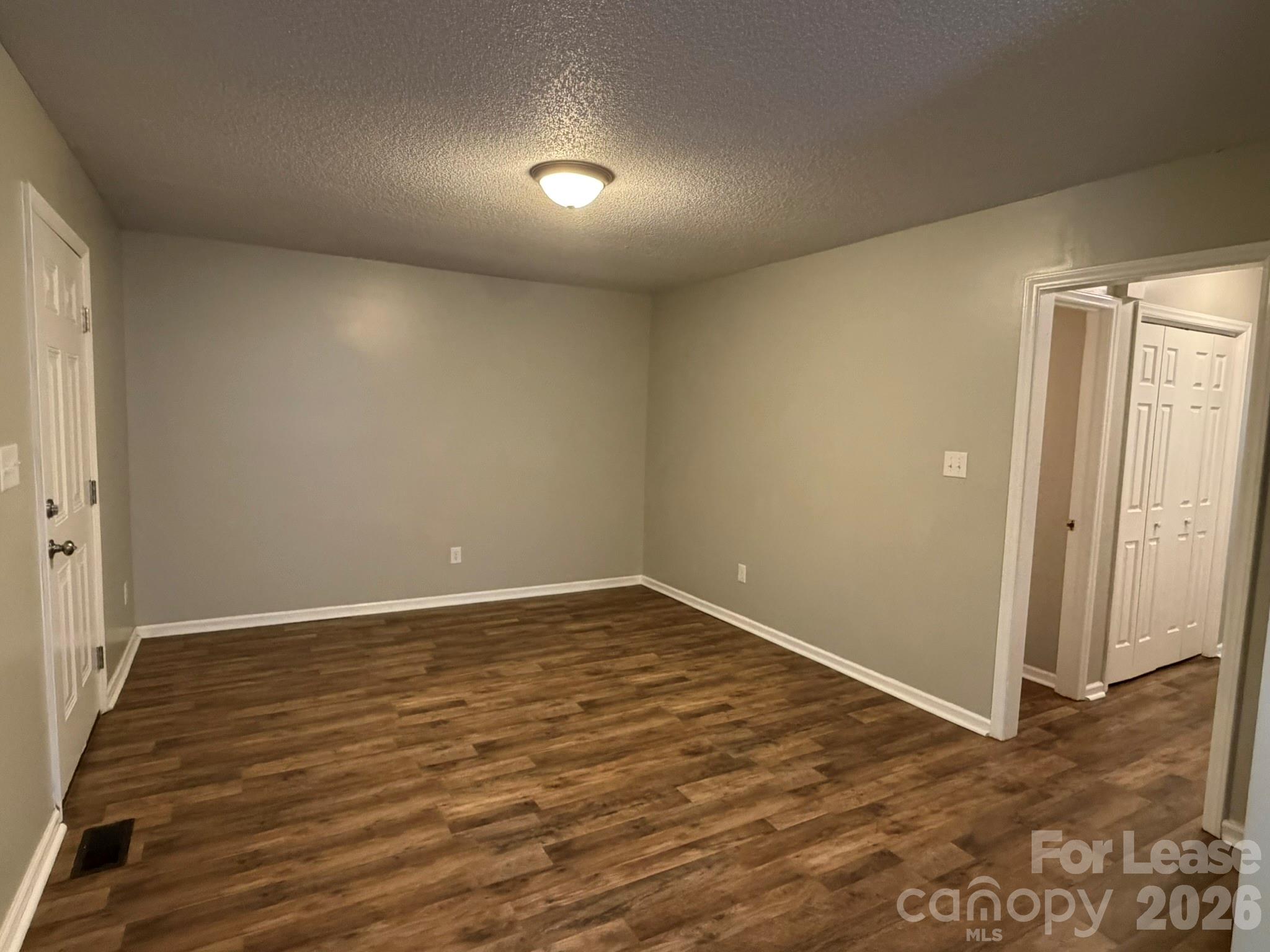 640 Pee Dee Avenue Property Photo 4