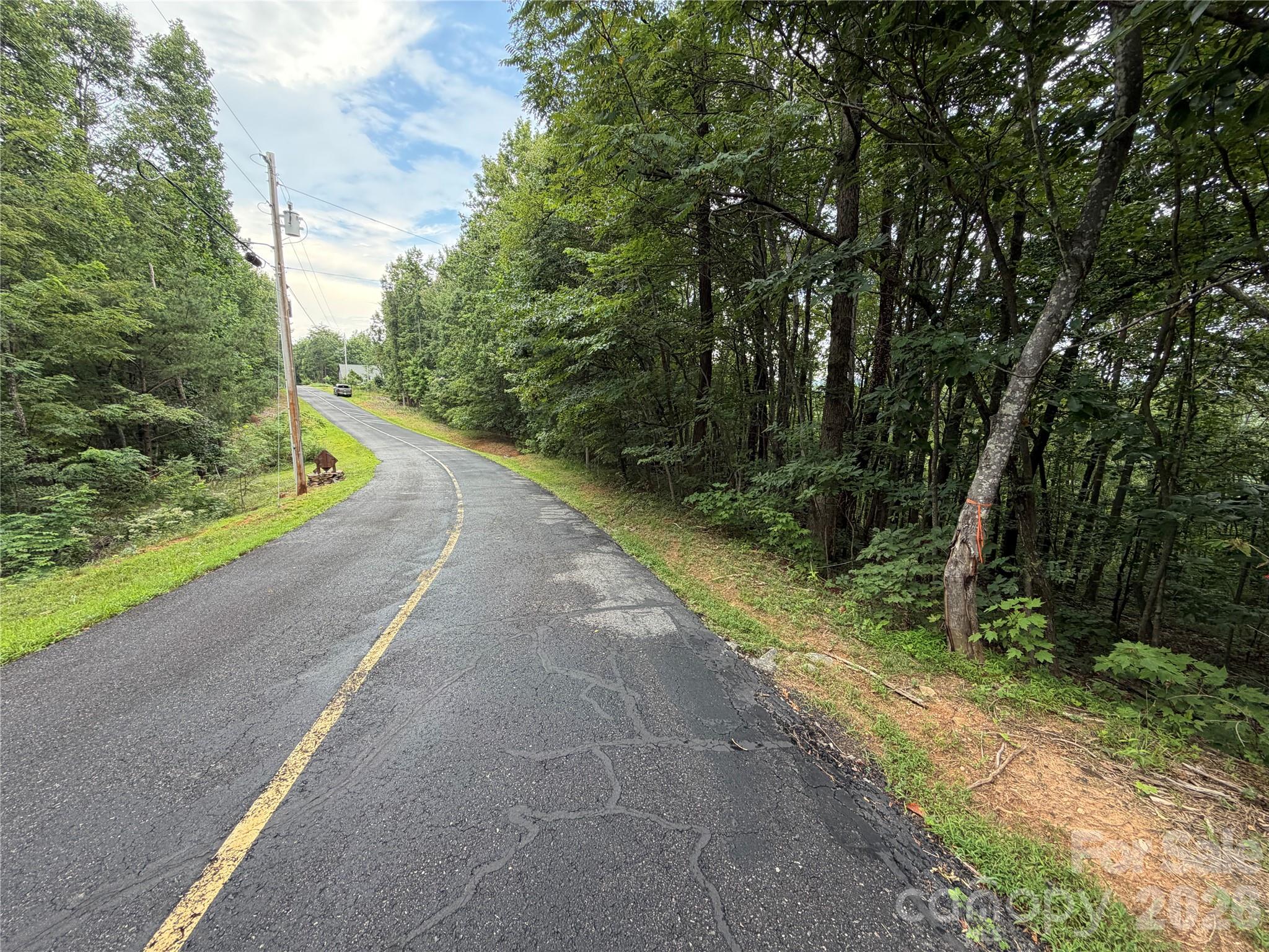 69 Idlewild Drive Property Photo 4