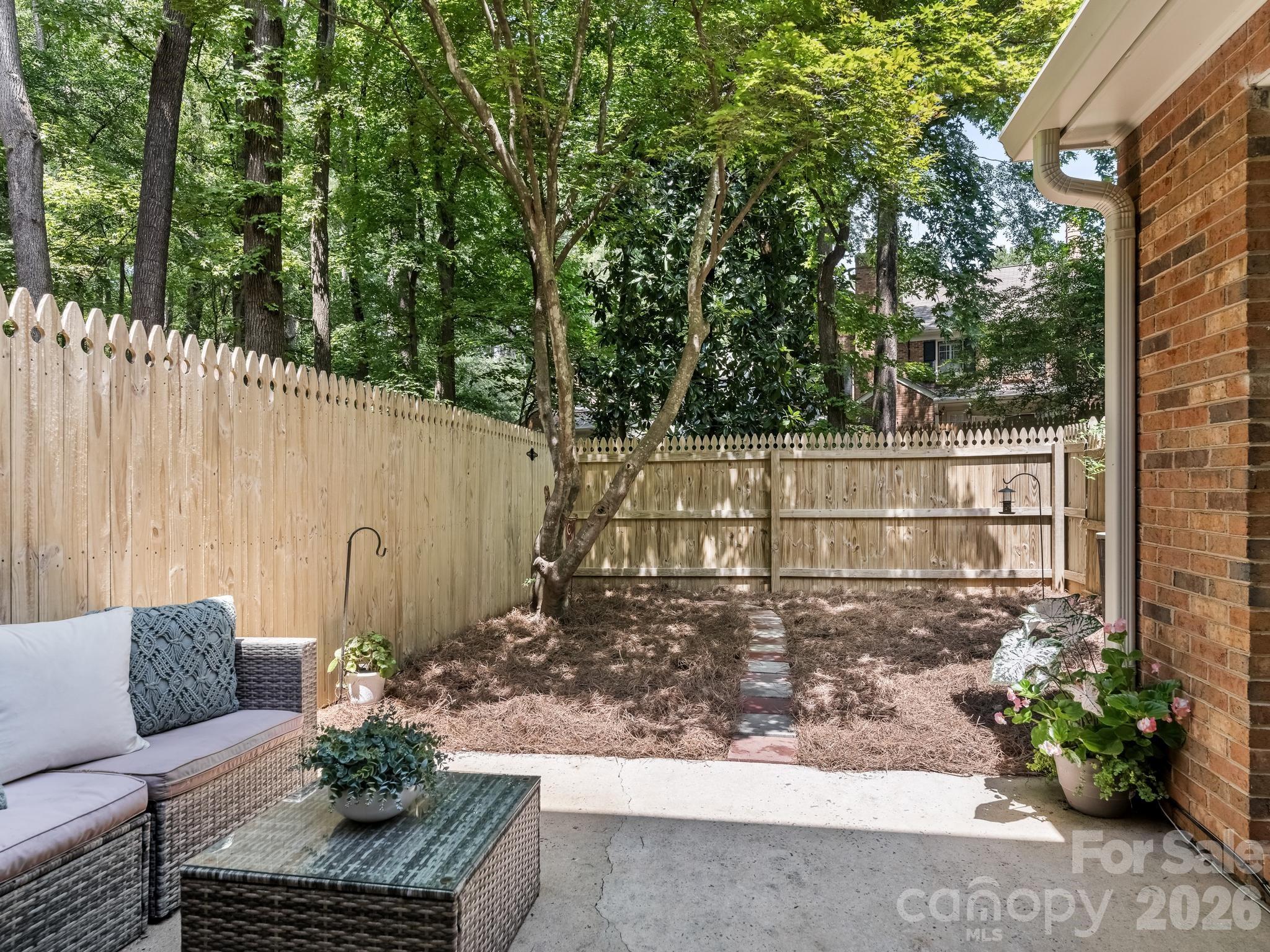 9020 Nolley Court G Property Photo 18