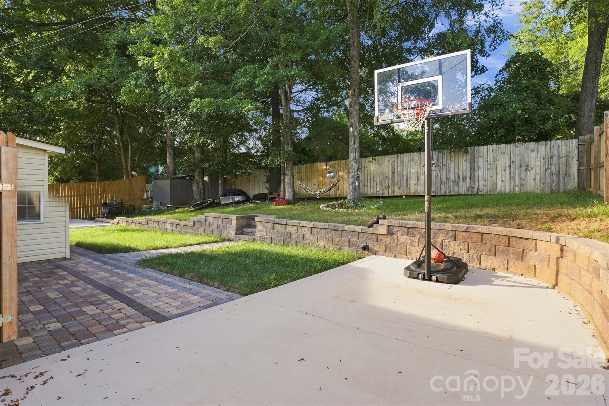 100 W Nims Avenue Property Photo 17
