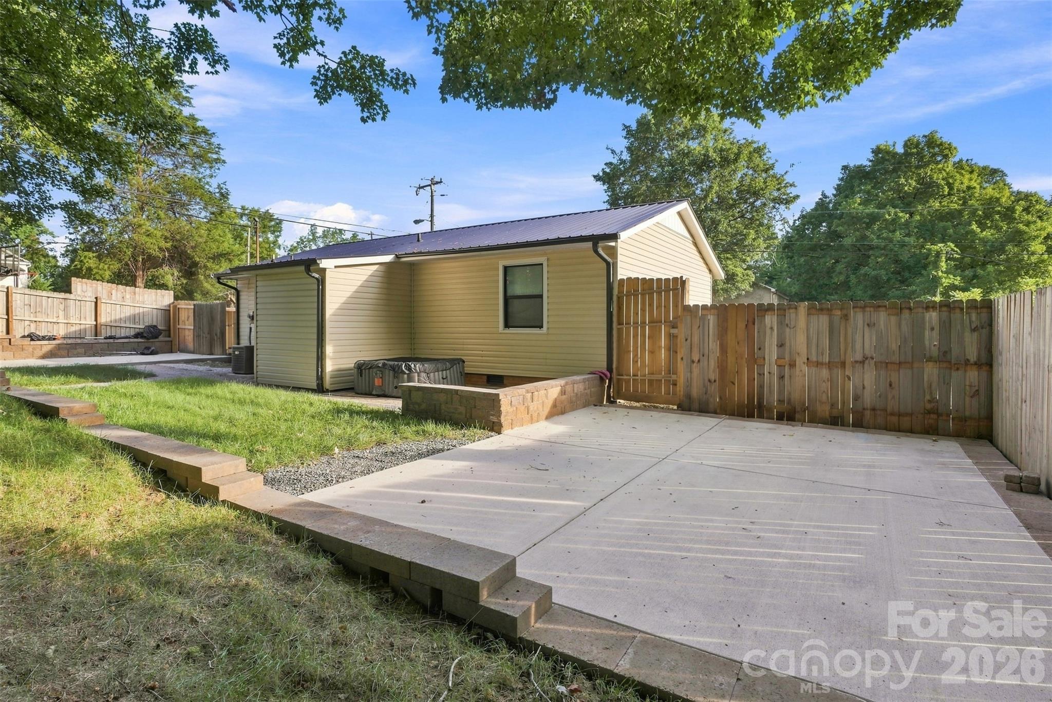 100 W Nims Avenue Property Photo 18