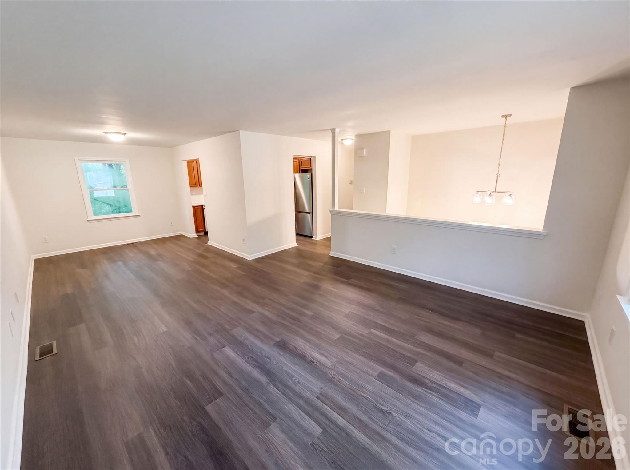 6409 Tivoli Court Property Photo 3