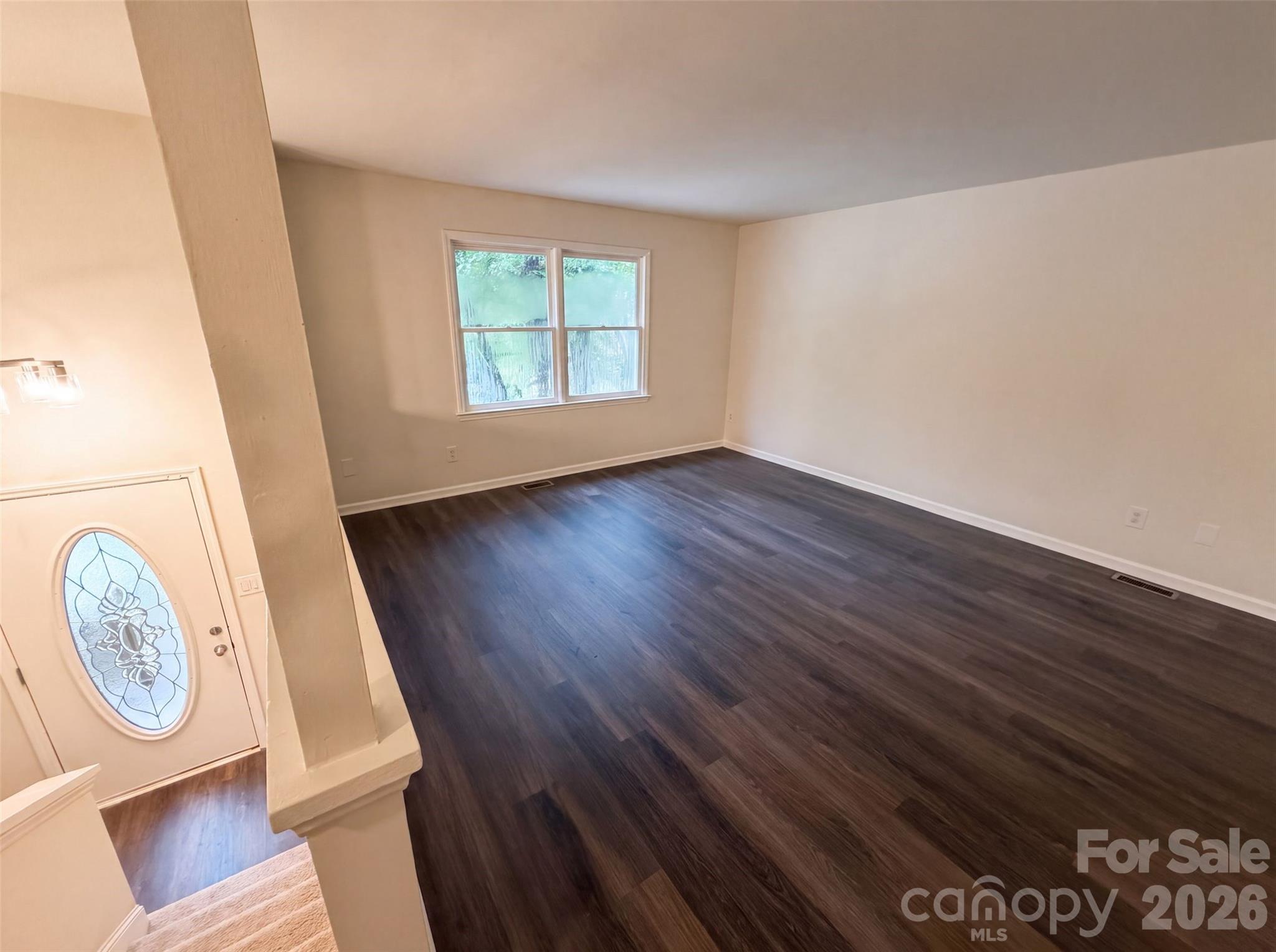 6409 Tivoli Court Property Photo 7