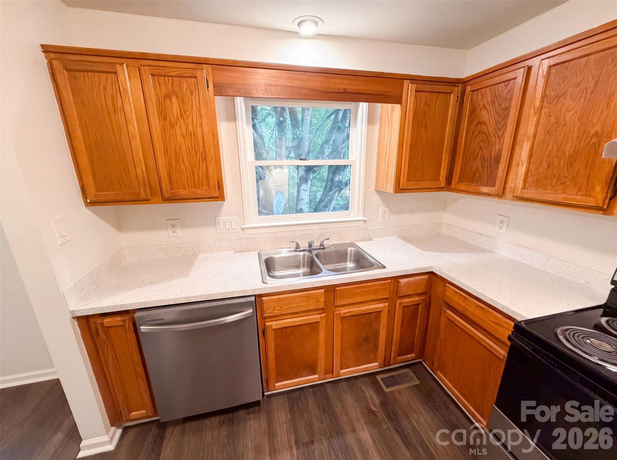 6409 Tivoli Court Property Photo 14