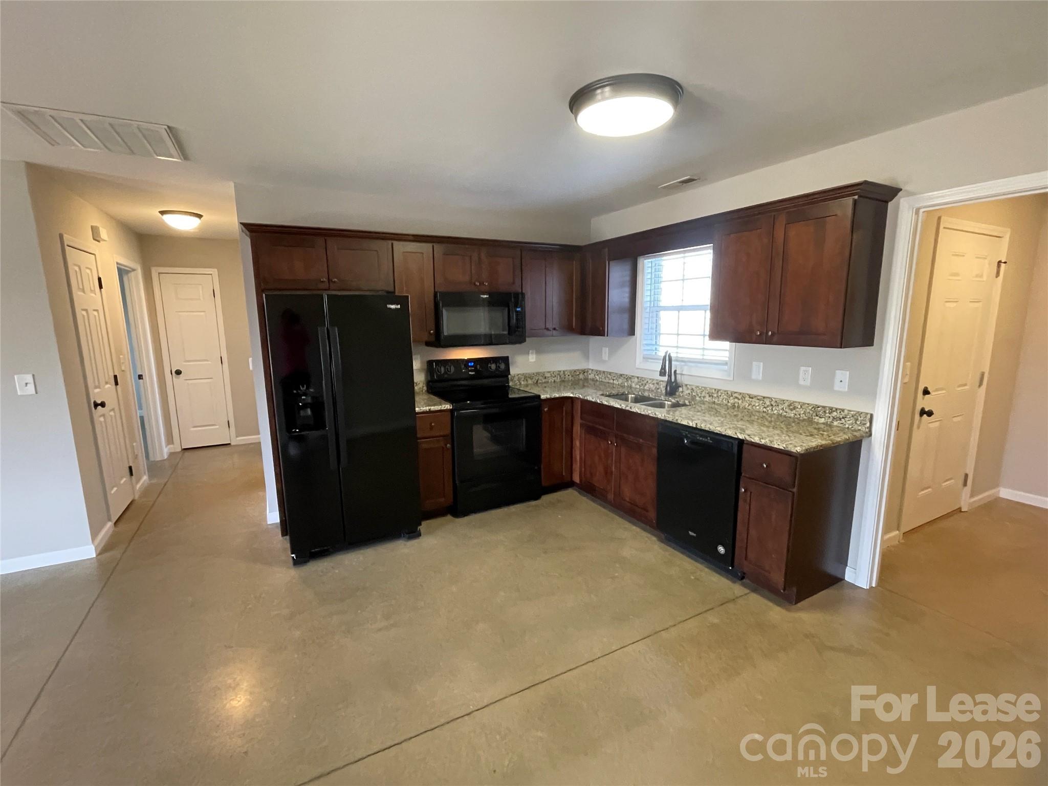3829 Marietta Place Property Photo 3
