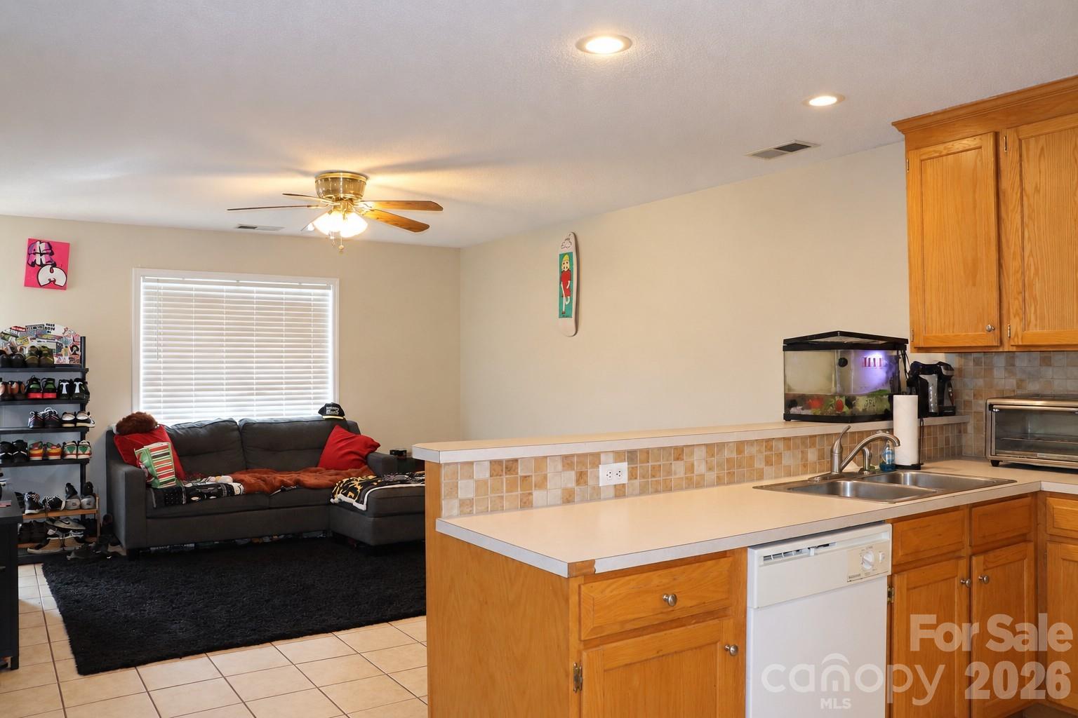 102 King Henry Lane Property Photo 17