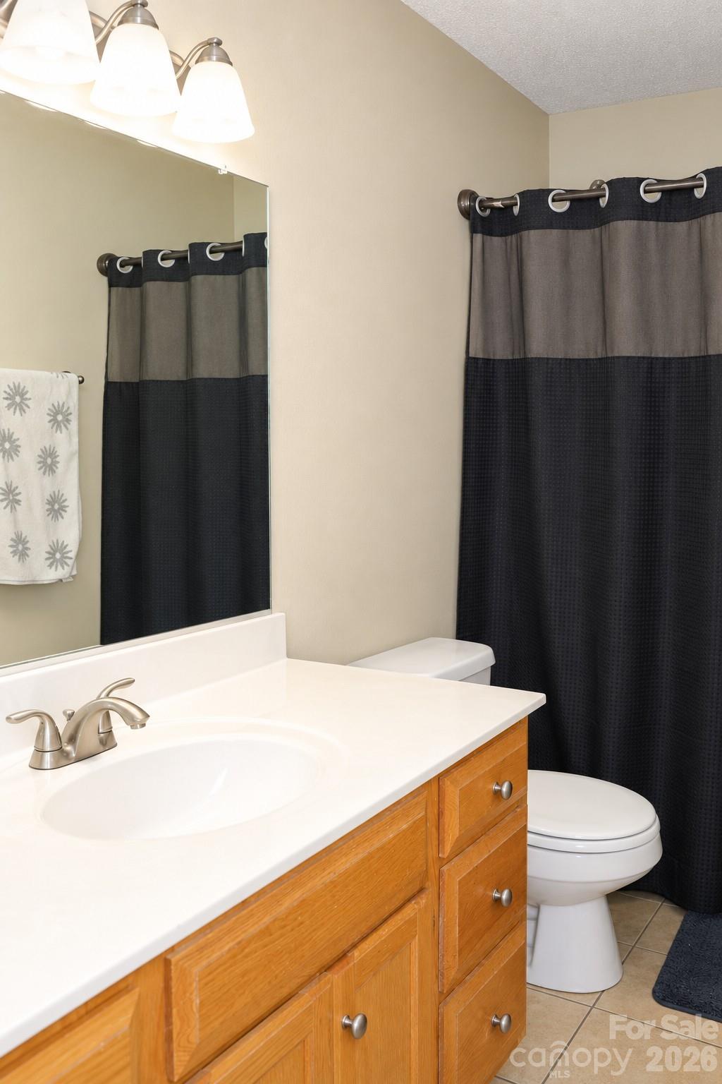 102 King Henry Lane Property Photo 46