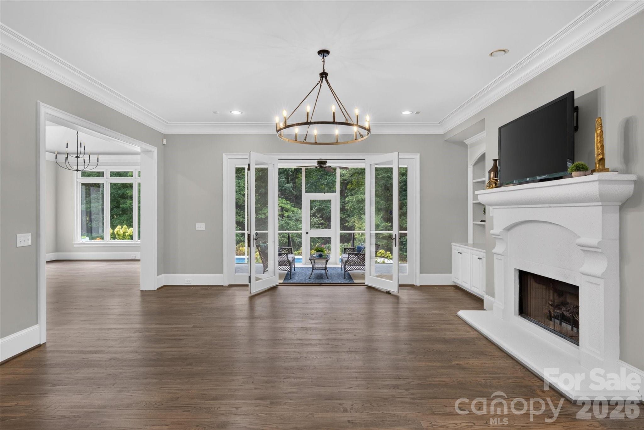 1025 Sherringham Way Property Photo 10